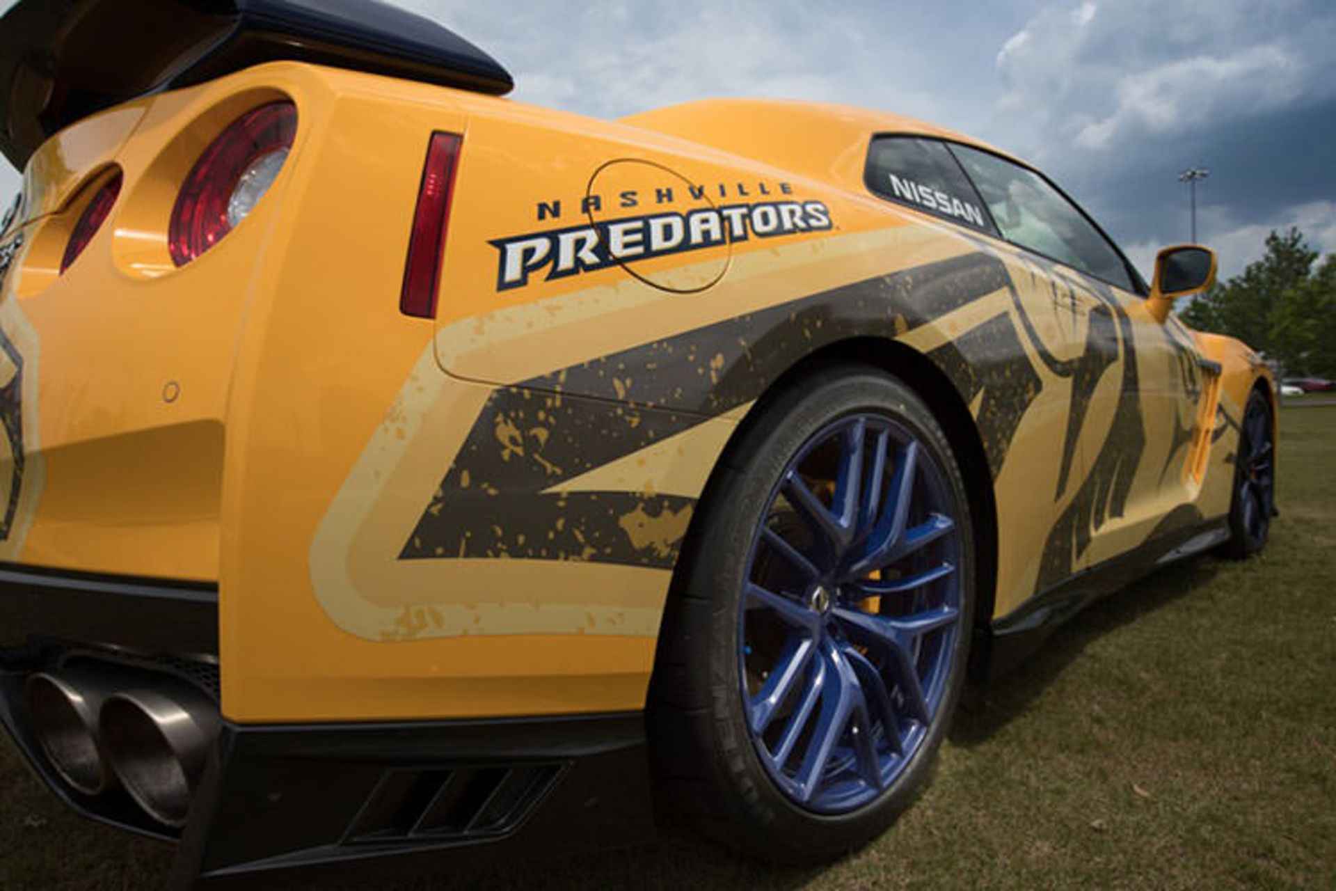 نیسان پردزیلا GT-R