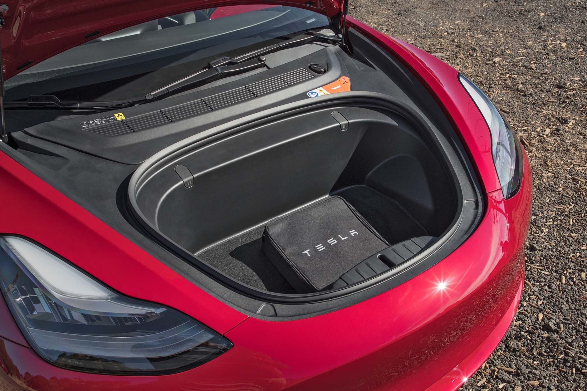 تسلا مدل 3 Tesla