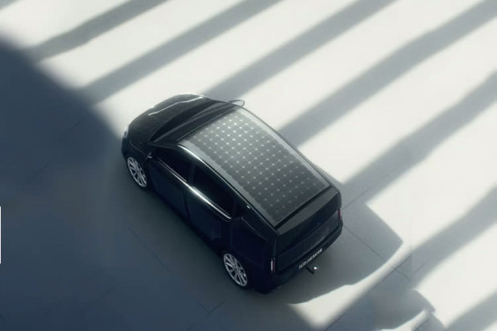 نخستین خودروی خورشیدی جهان، سایون