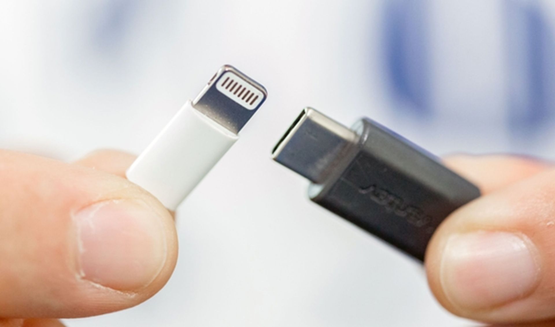 Lightening vs USB-C