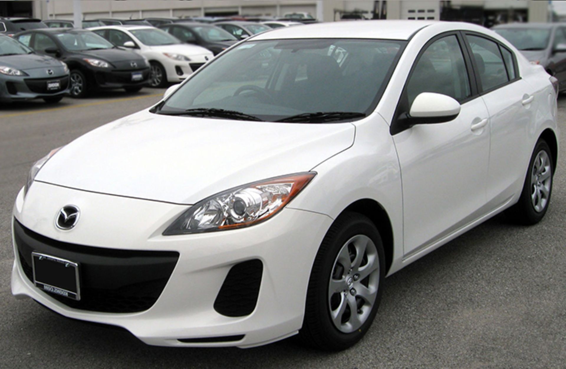 مزدا 3 MAZDA 3 2004