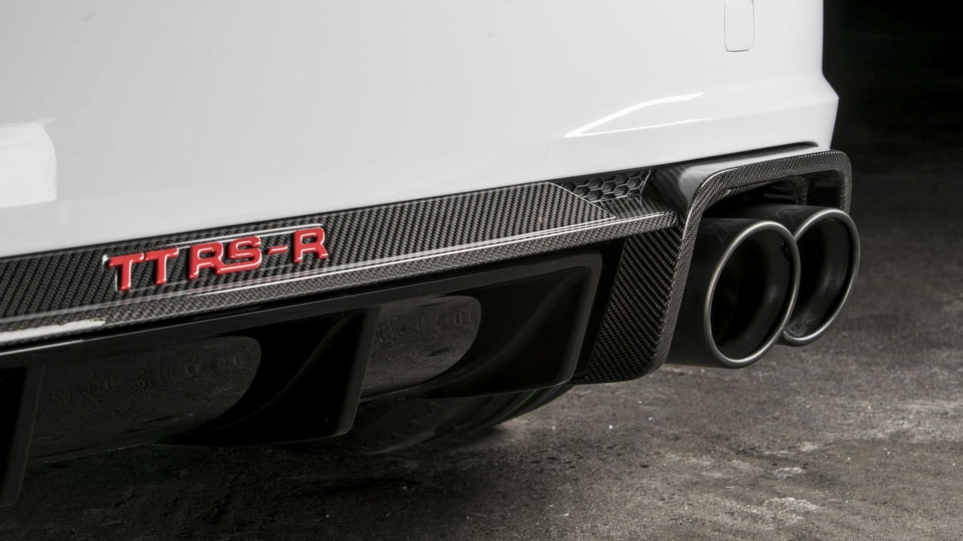 آئودی TT RS-R