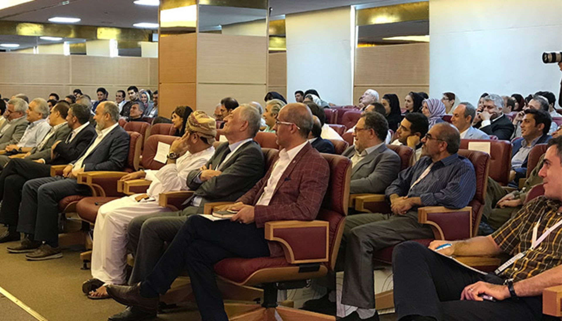 عمان و ایران