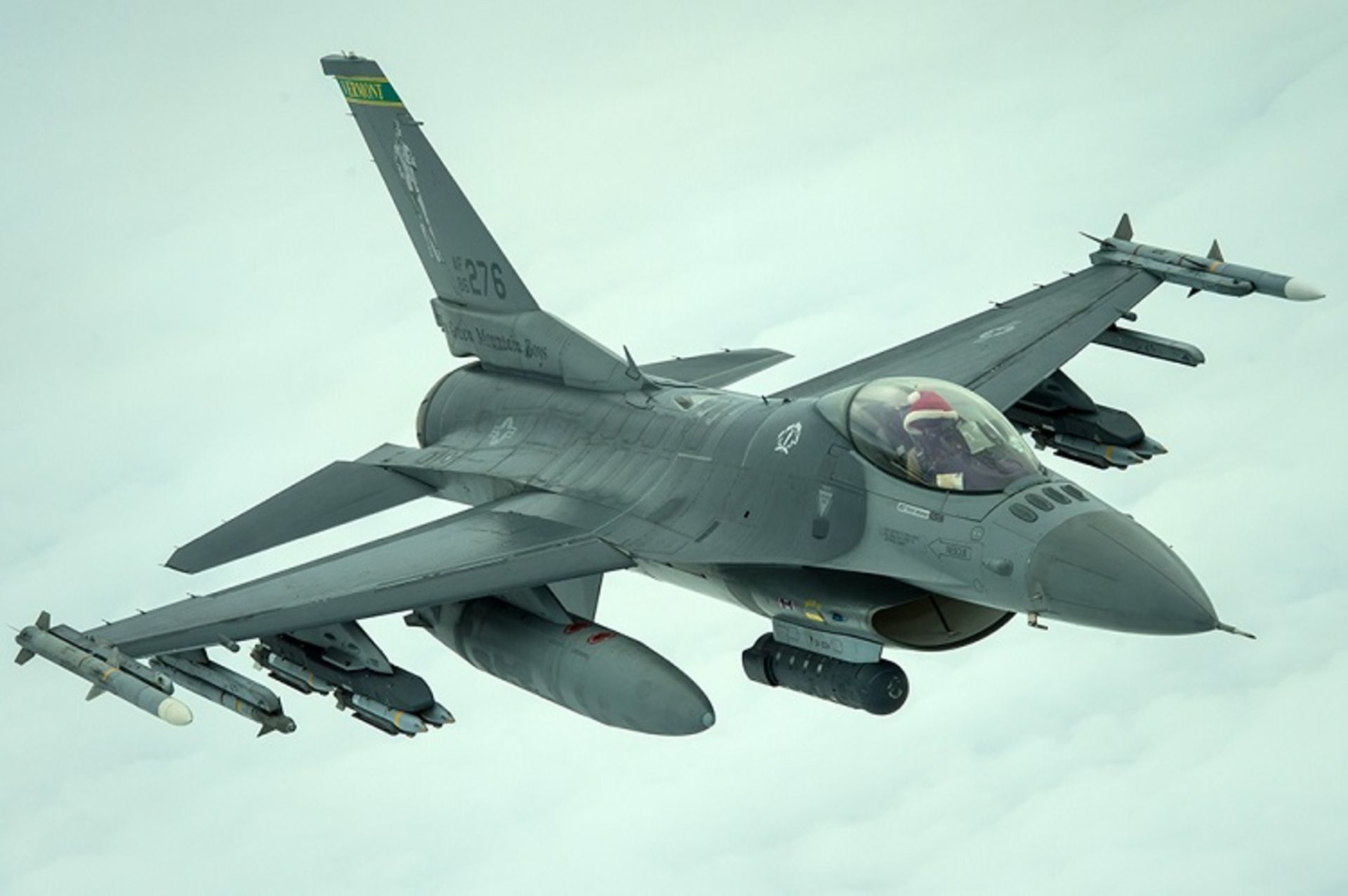 مرجع متخصصين ايران f-16