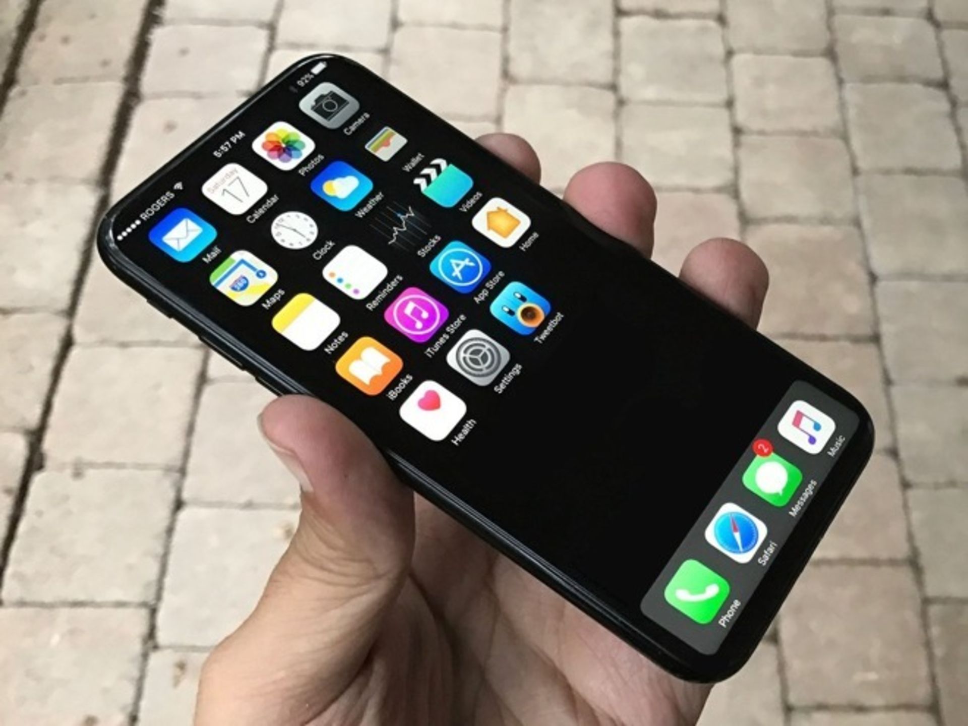 آیفون 8 