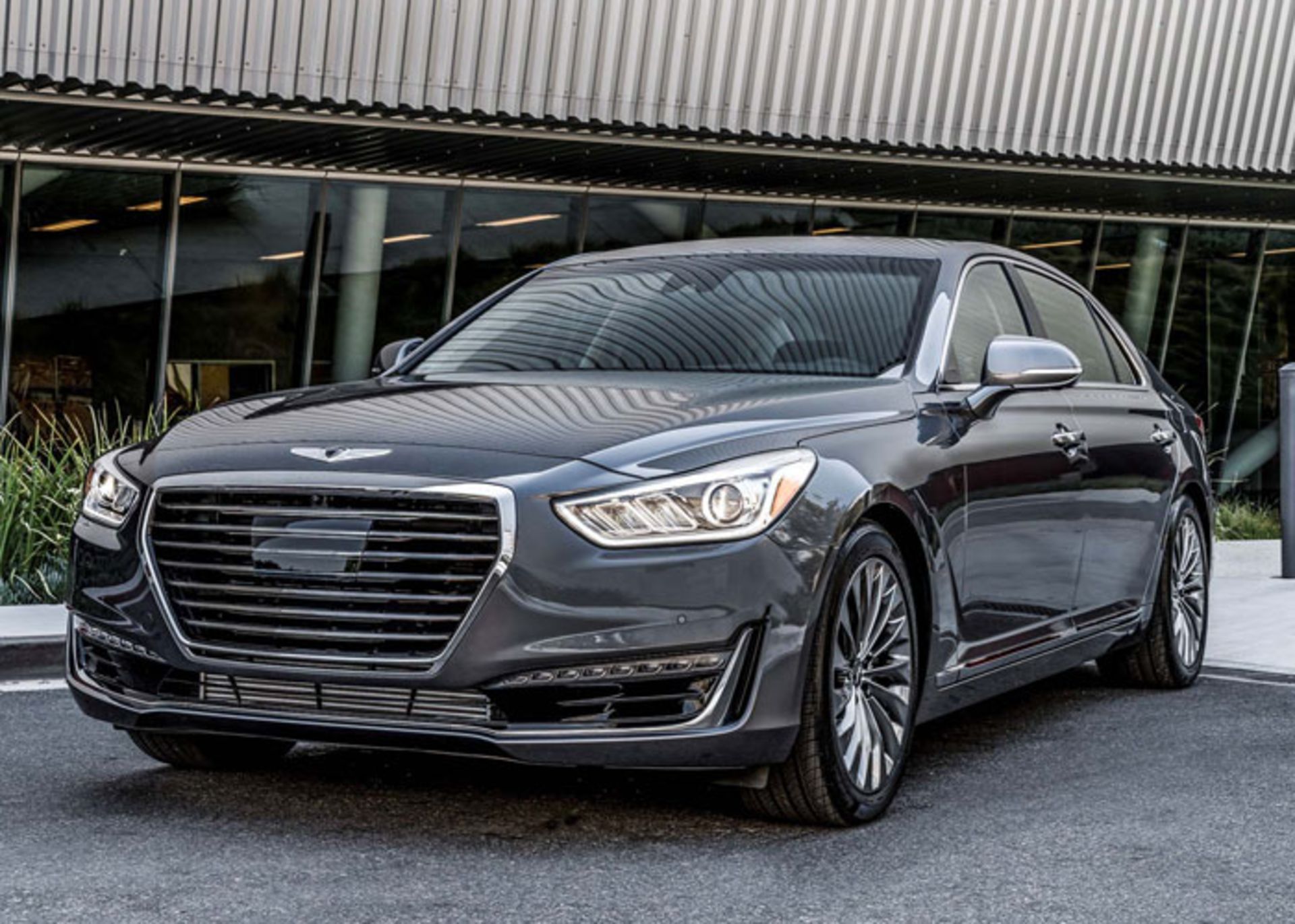 جنسیس G90