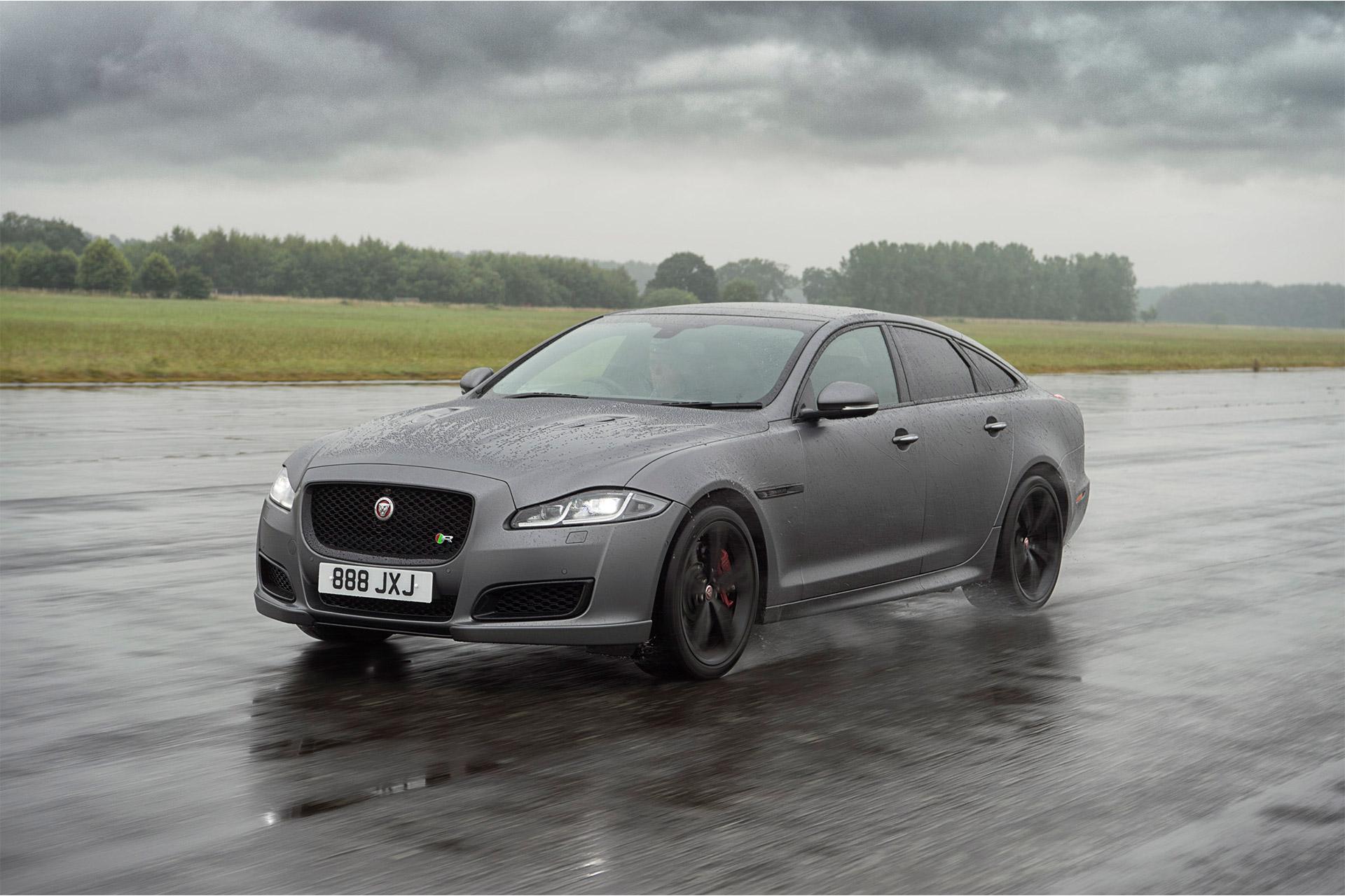 jaguar xj 2018