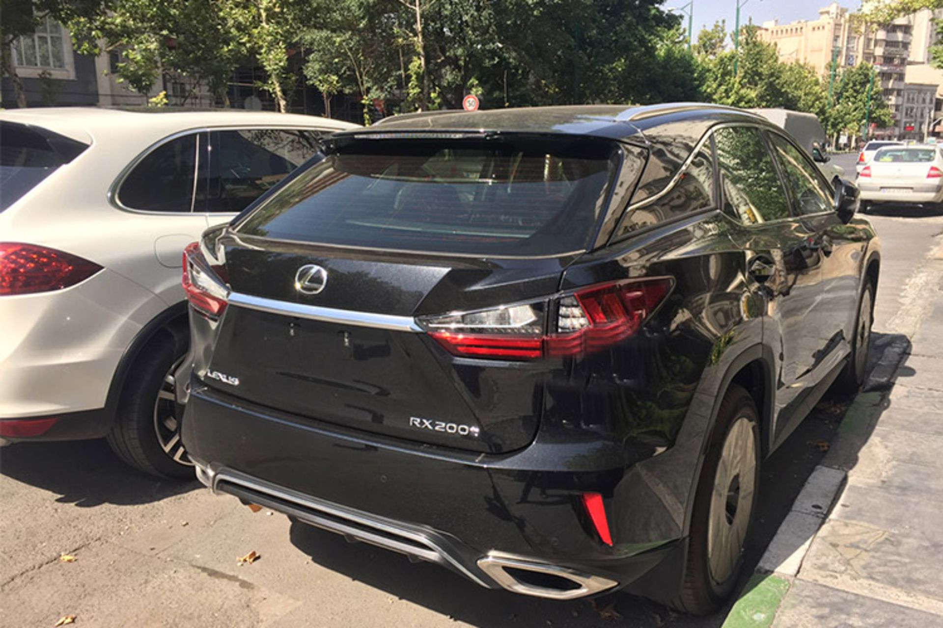 lexus rx200t