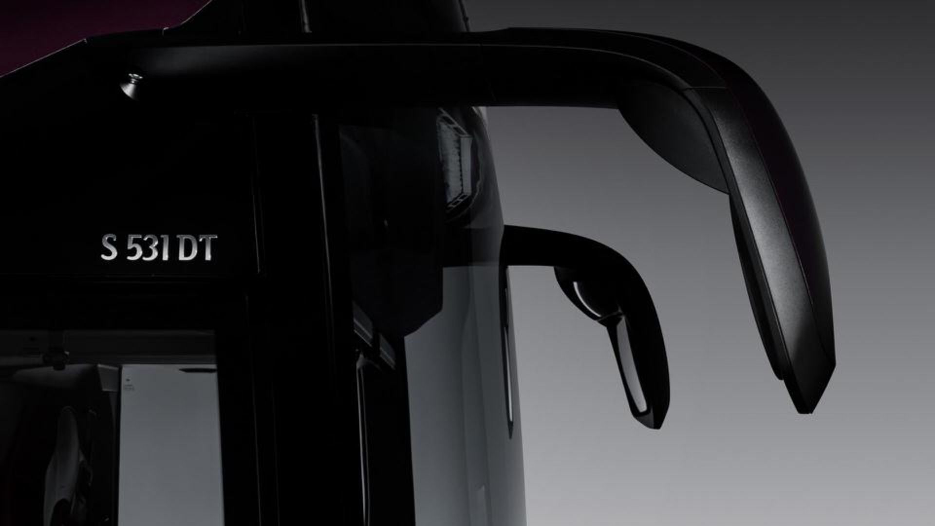 اتوبوس دوطبقه سترا