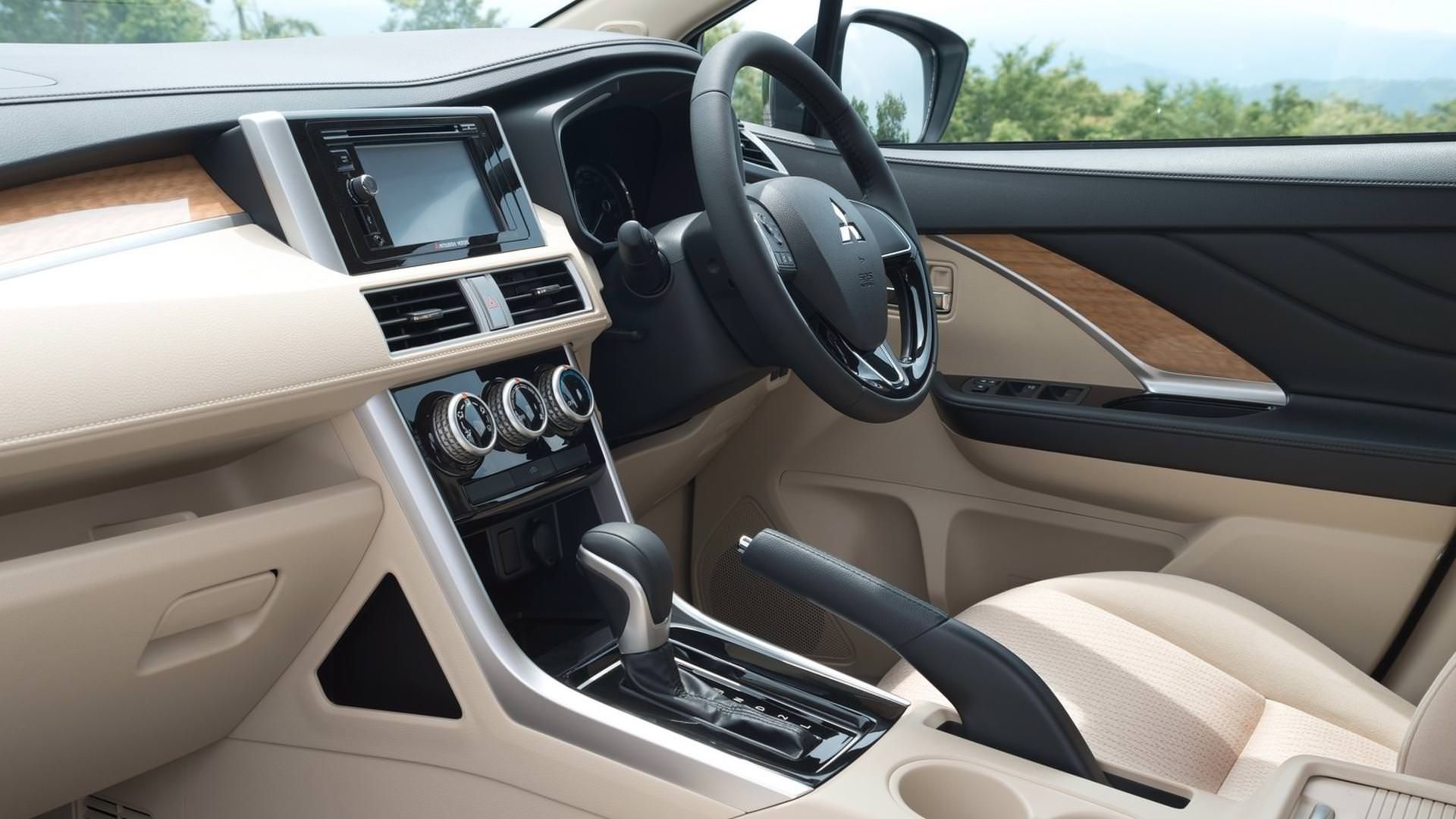 میتسوبیشی Xpander