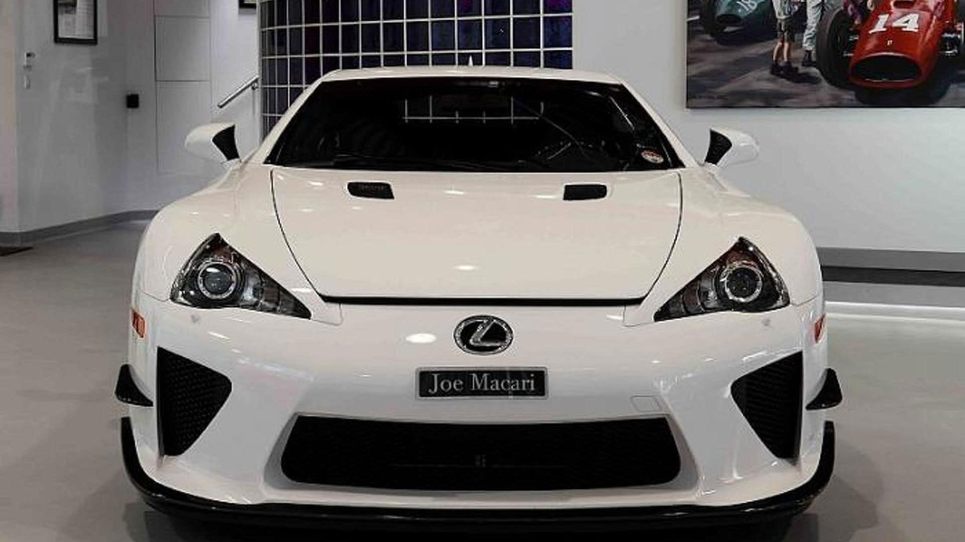 لکسوس LFA