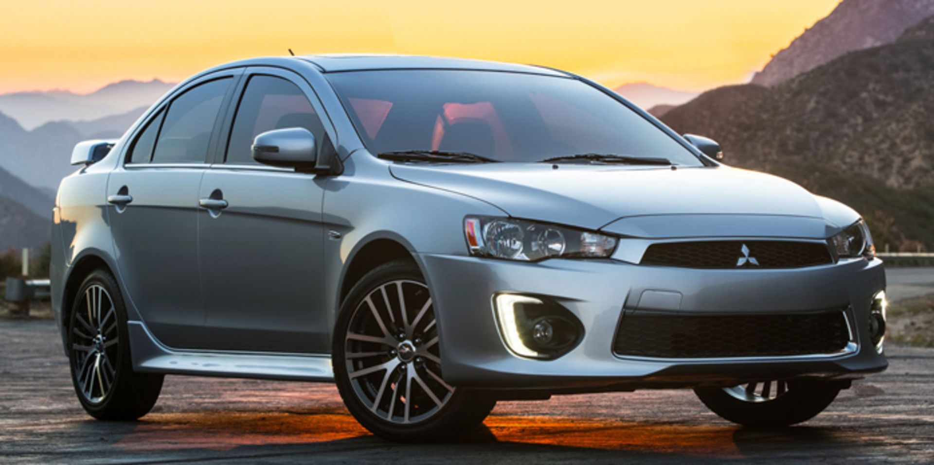 میتسوبیشی لنسر