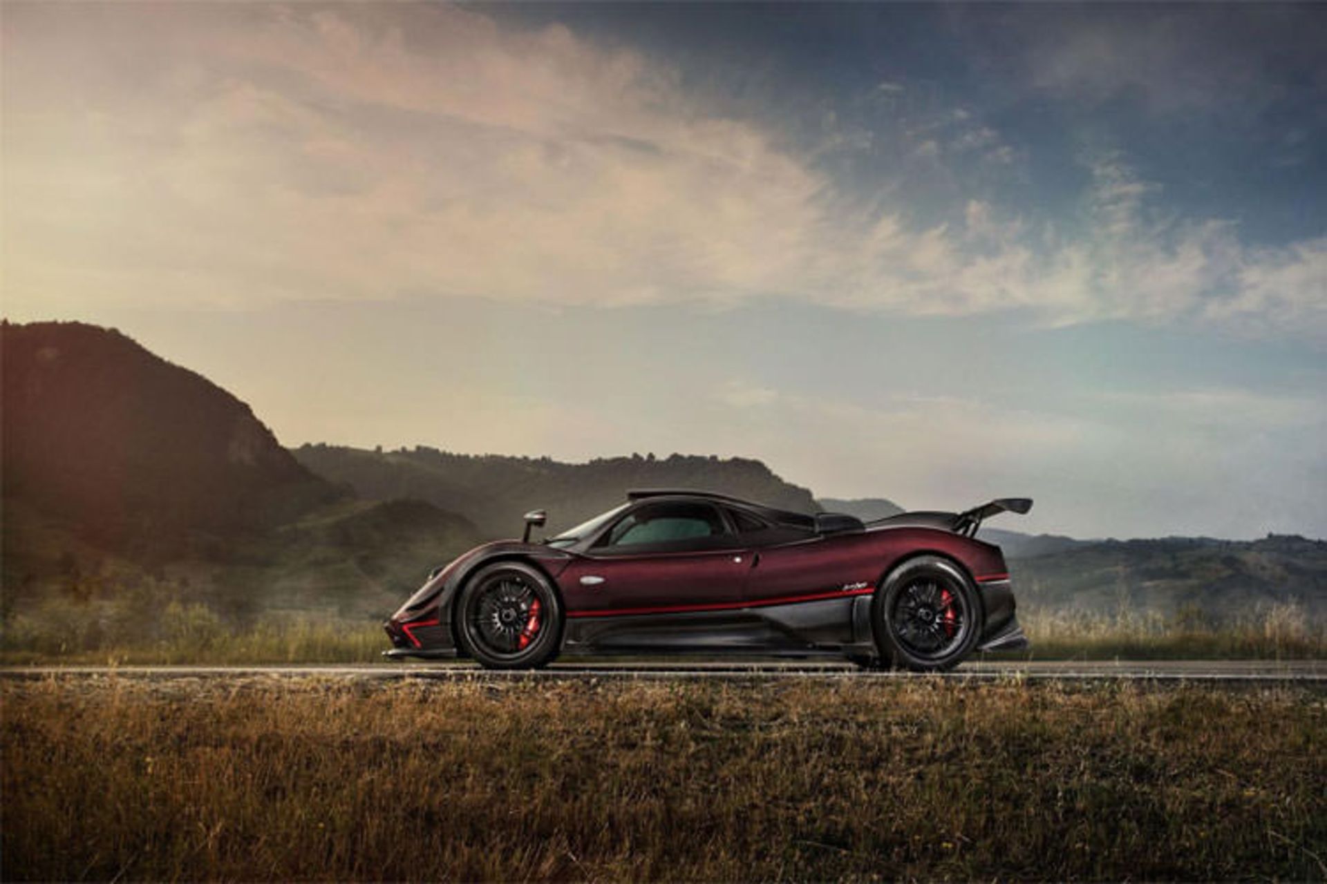 پاگانی زوندا فانتاسما اوو