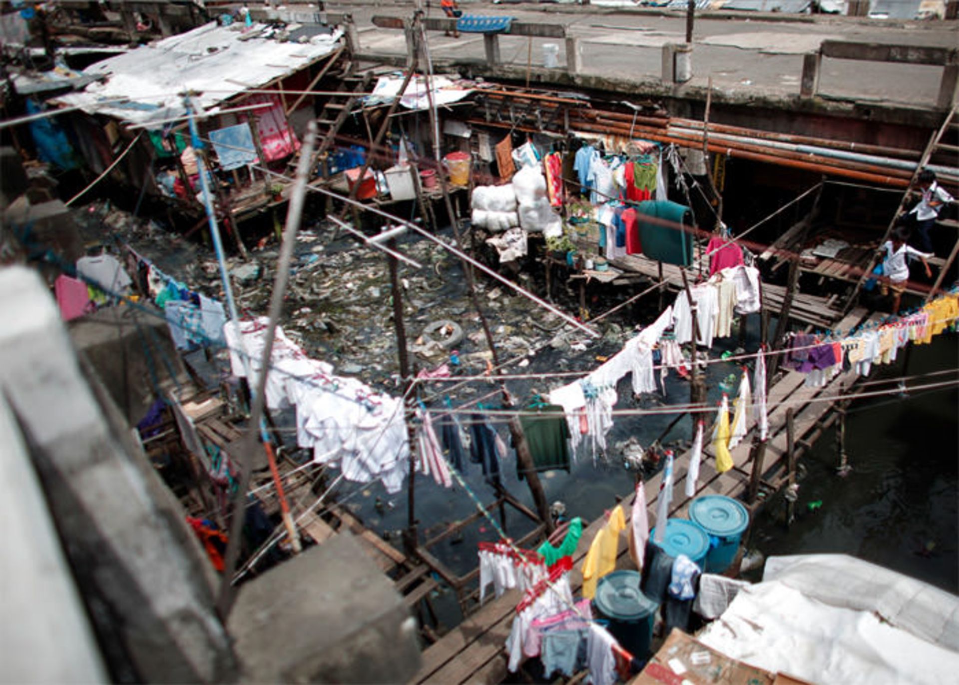 عکس از مناطق فقیرنشین مانیل