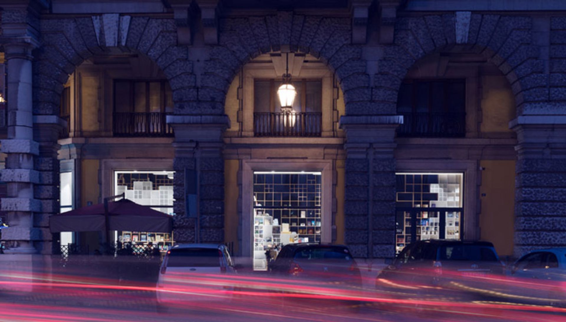 فروشگاه کتاب معماری