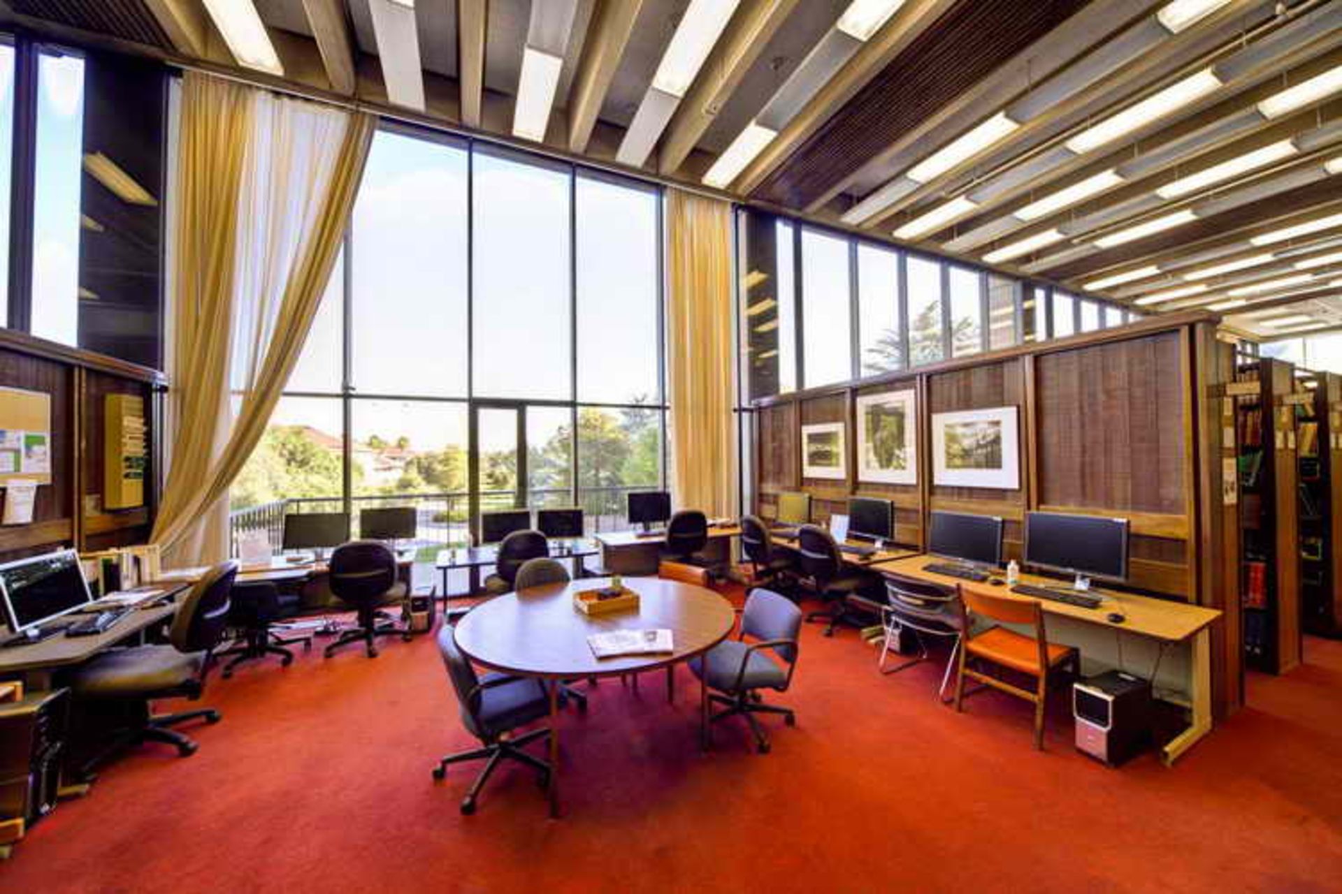 Stanford Graduate School of Business