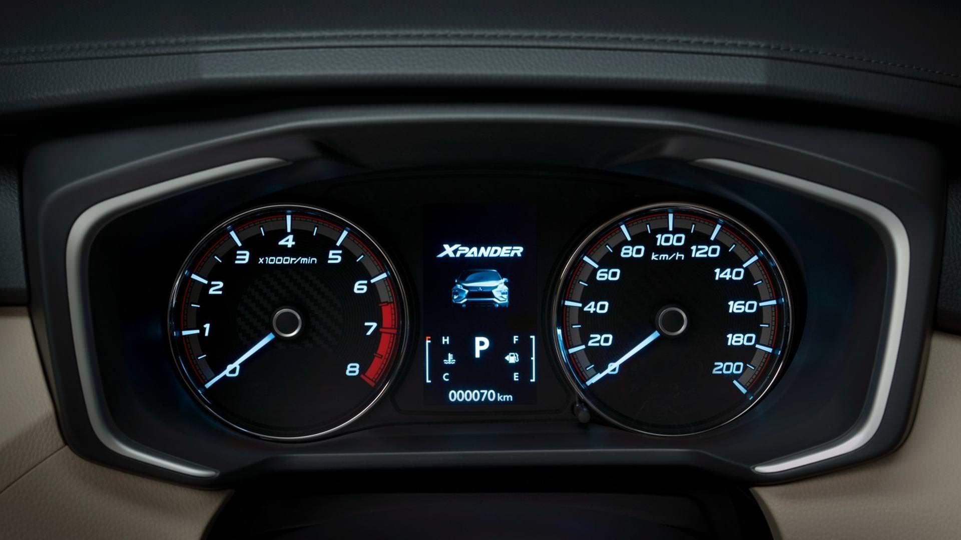 میتسوبیشی Xpander