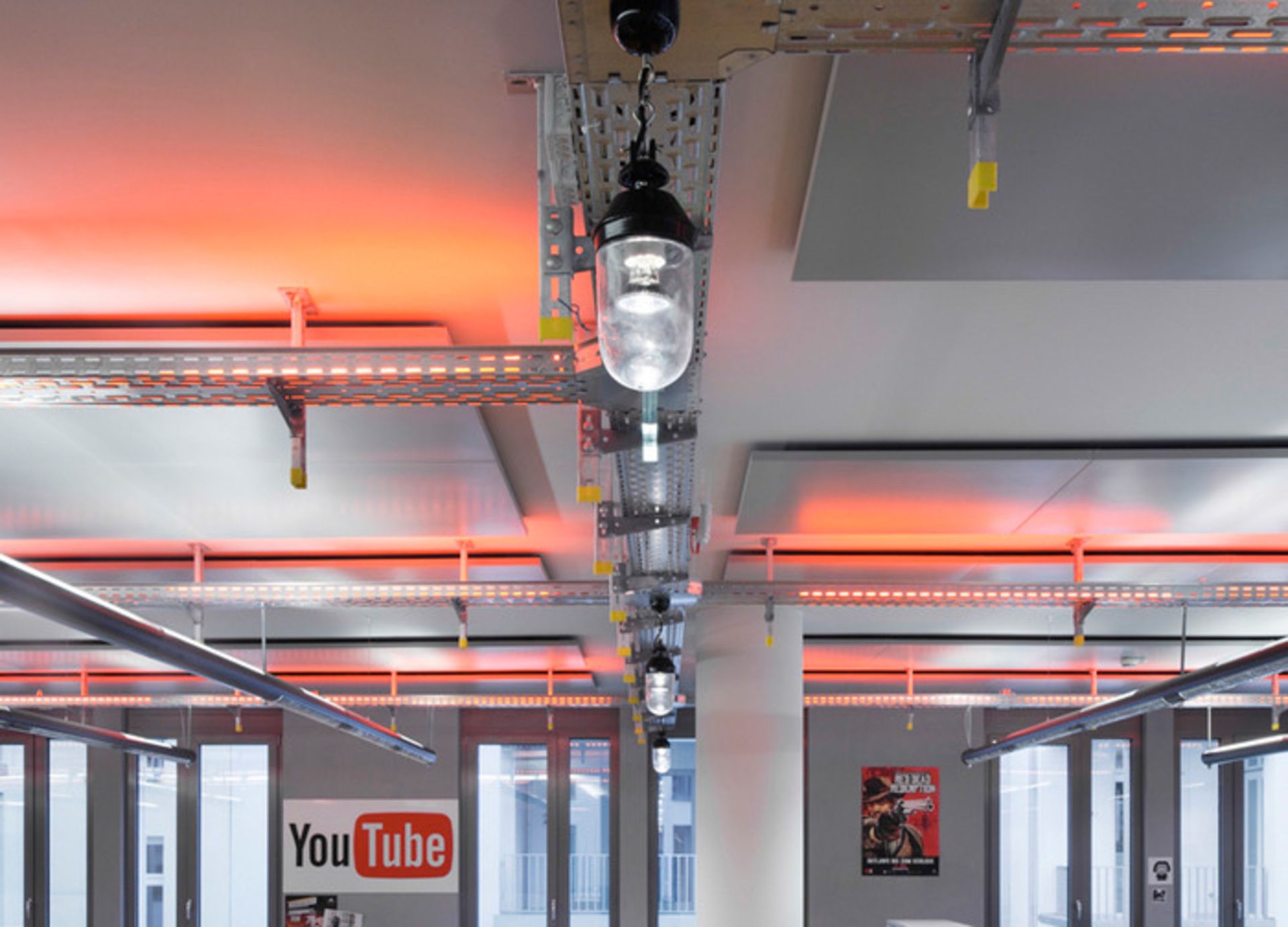 دفتر کار گوگل دوسندولف