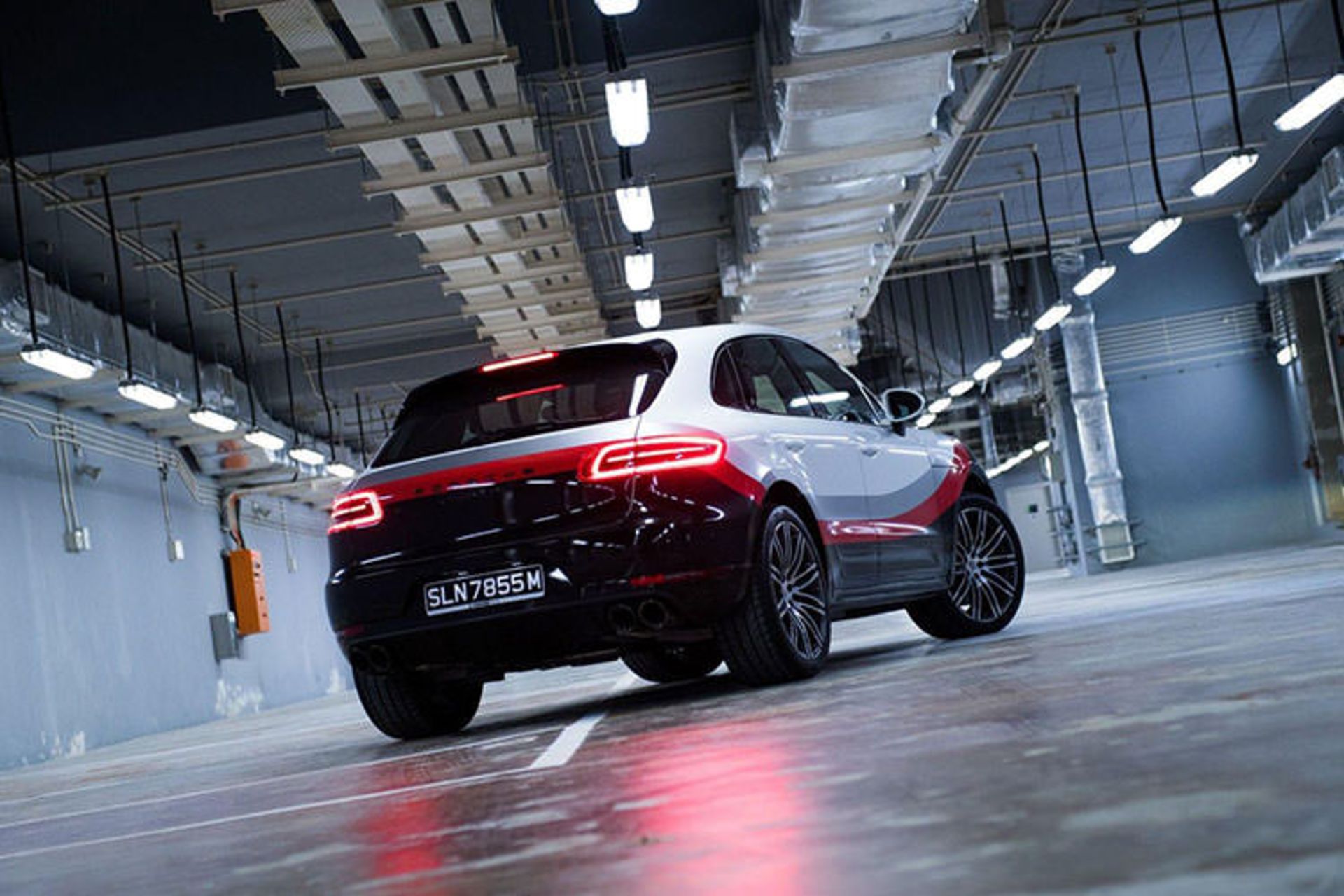 لیوری اسپرت پورشه ماکان