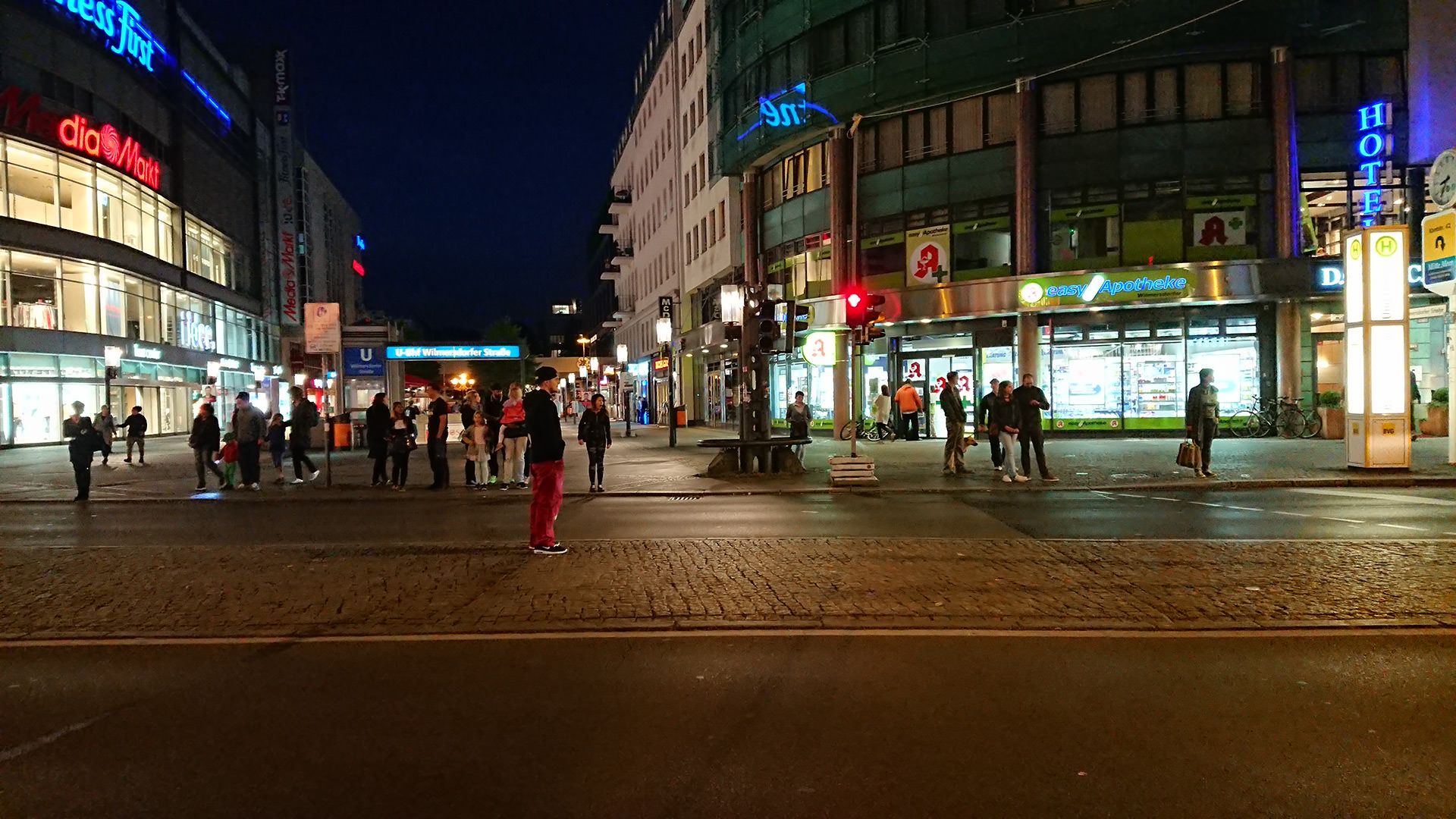 نمونه عکس دوربین سونی اکسپریا ایکس زد وان