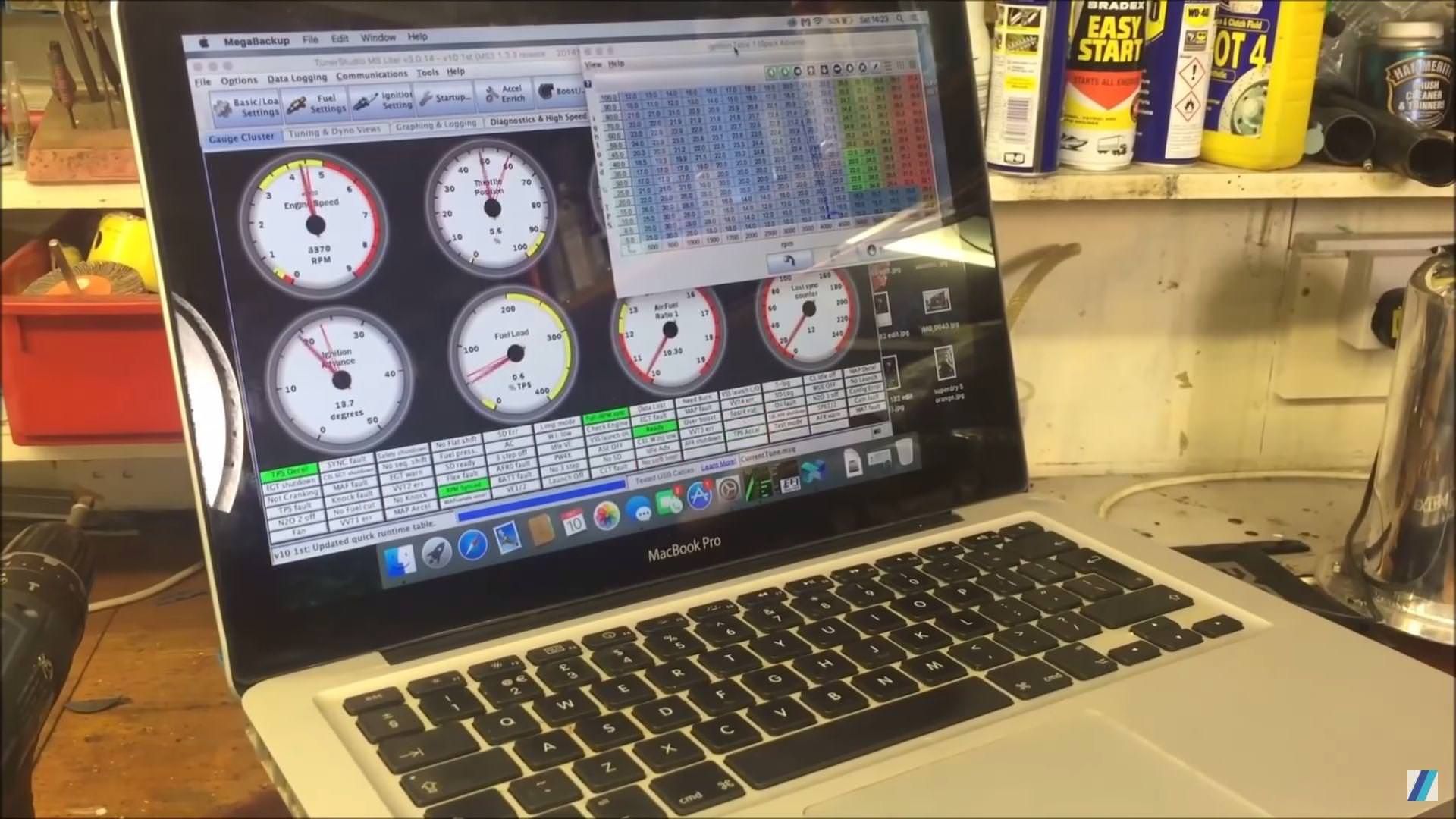 پیشرانه V10 دست‌ساز خانگی