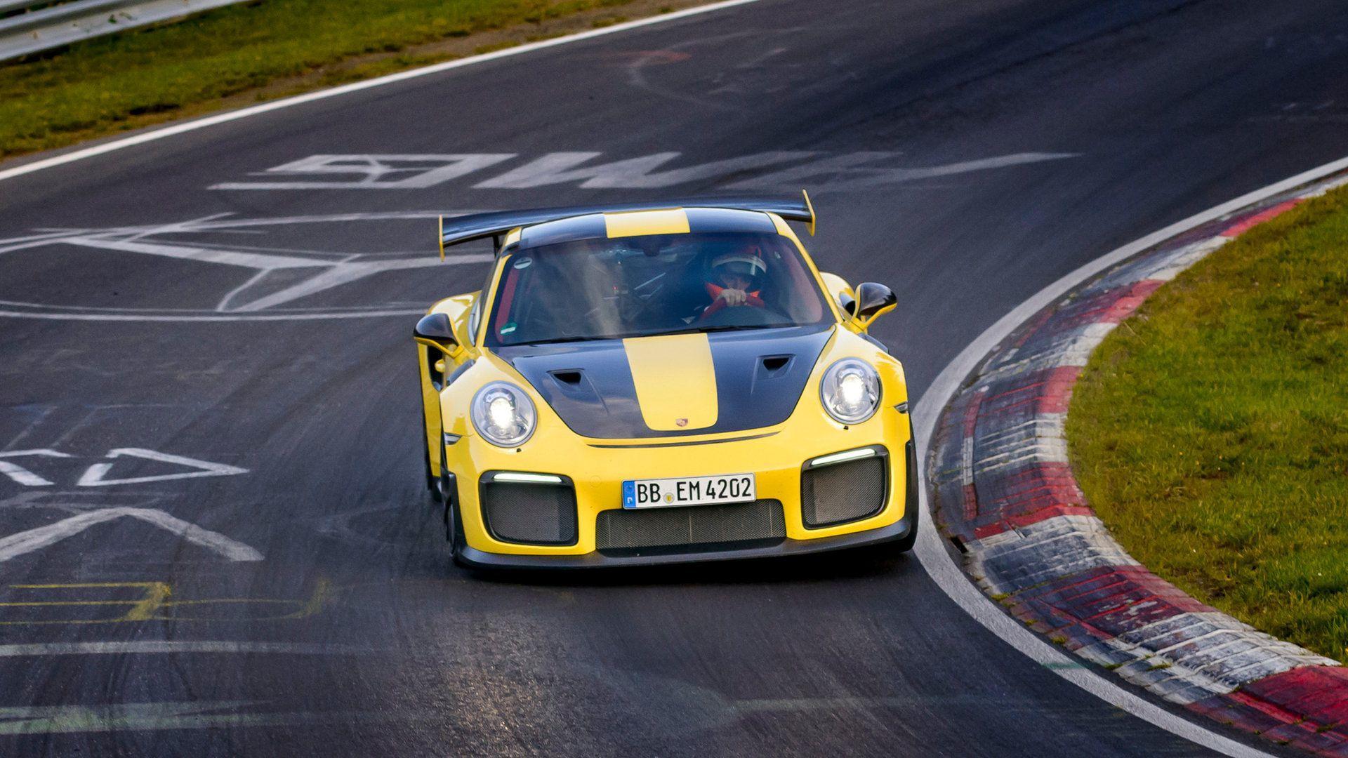 Porsche 911 GT2 RS