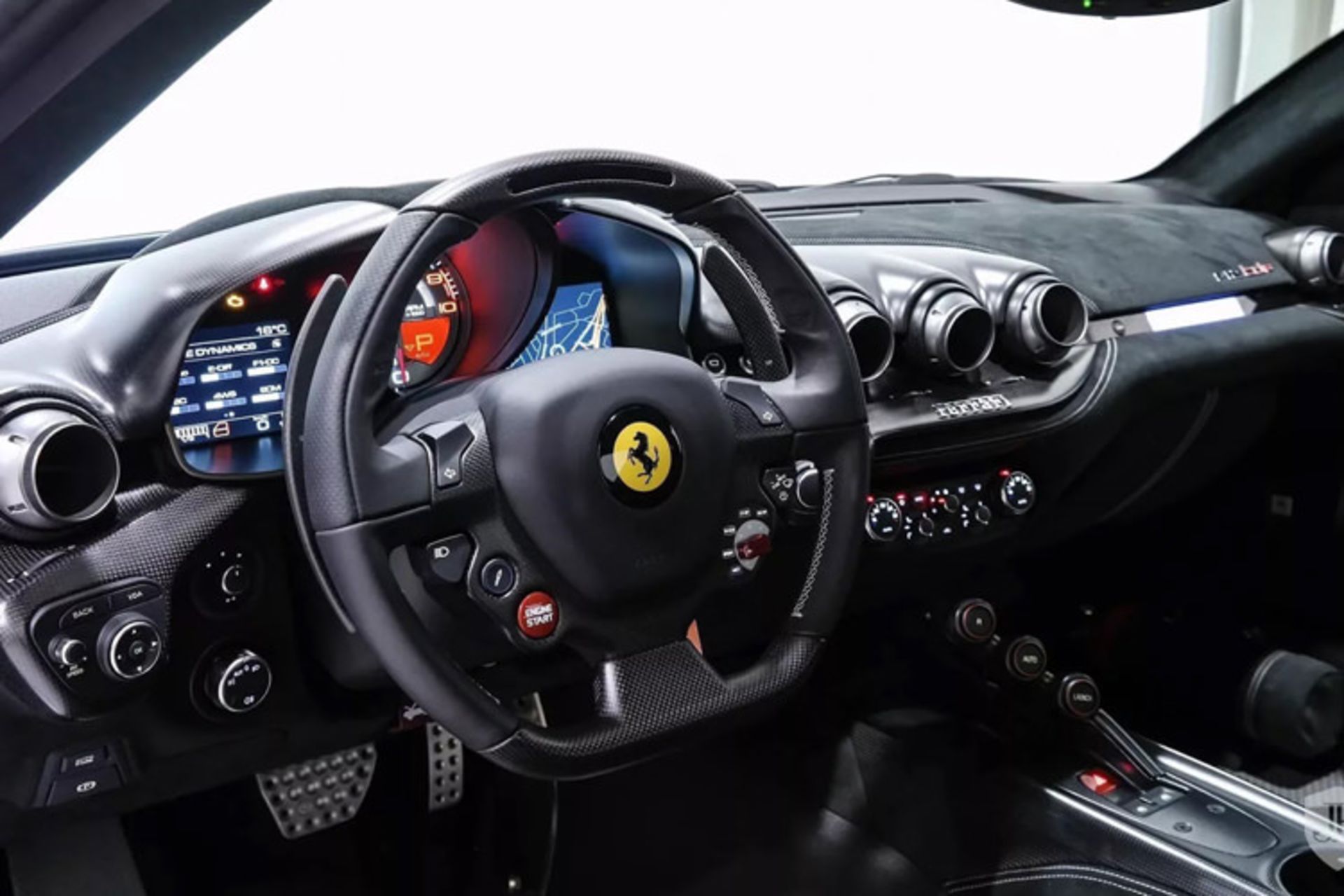 فراری F12 Tdf