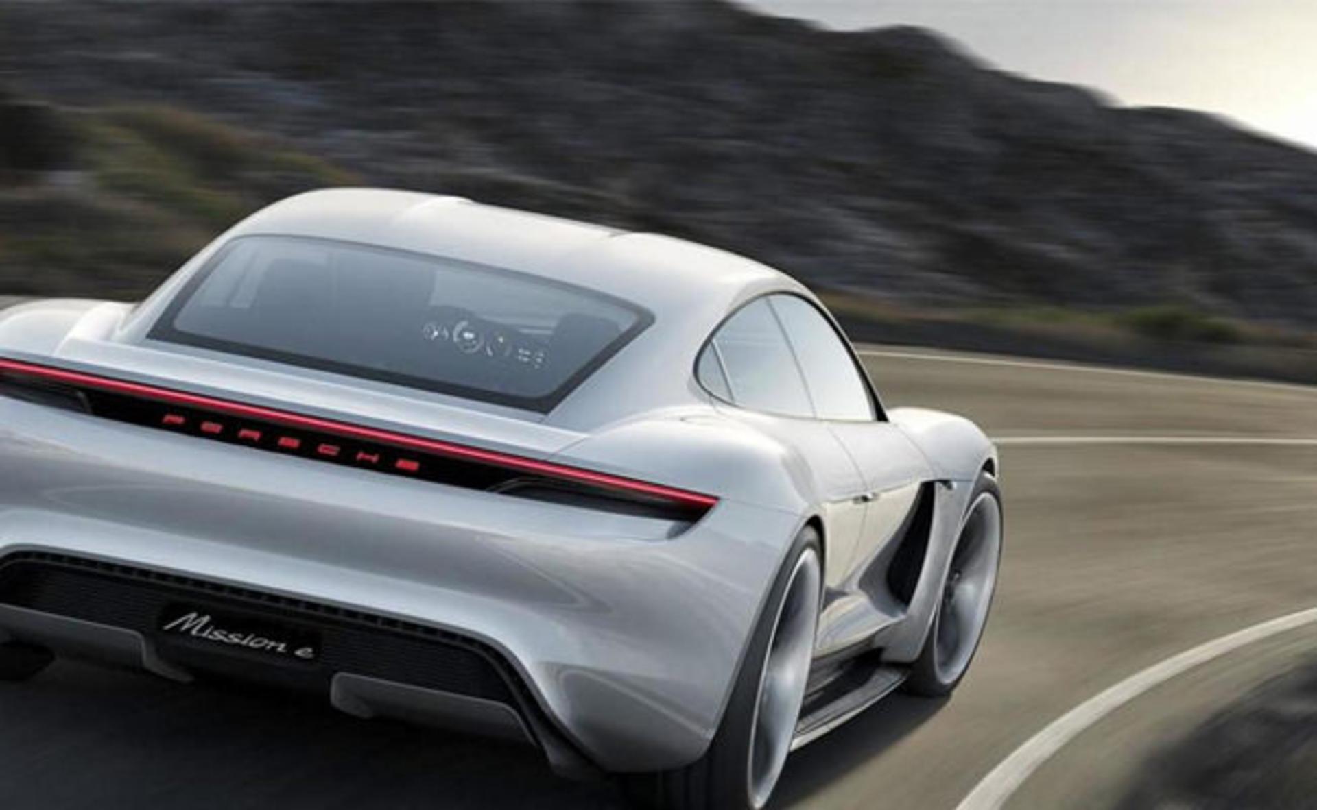 پورشه Mission E 