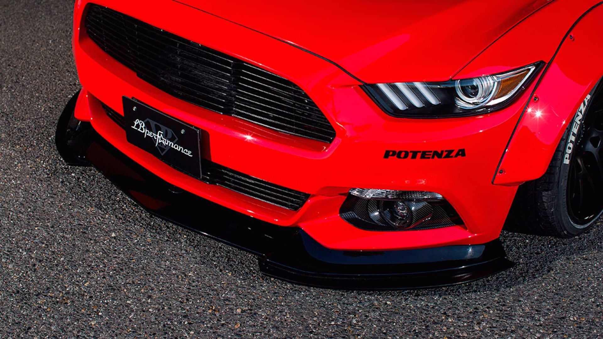 Liberty Walk Ford Mustang