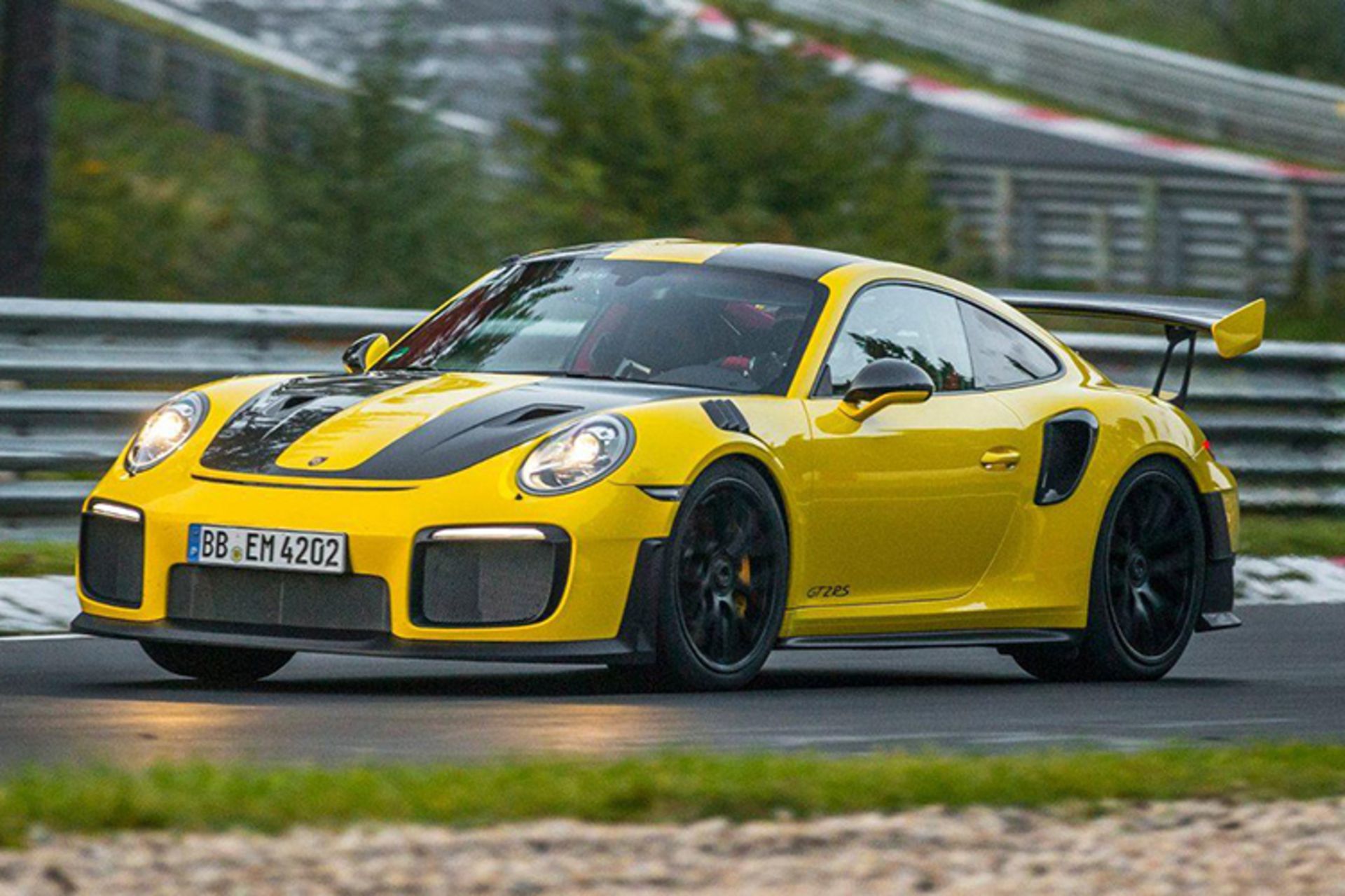 مرجع متخصصين ايران Porsche 911 GT2 RS