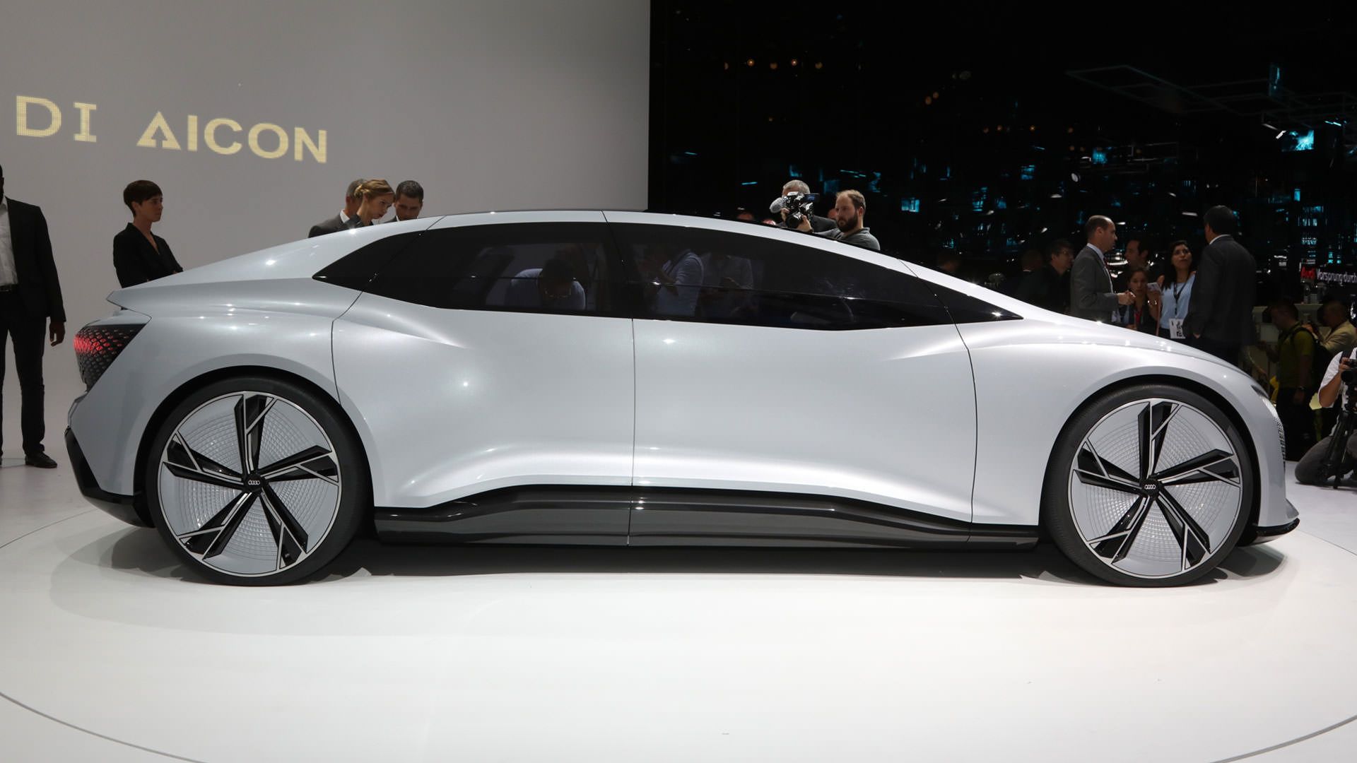 خودروی خودران آئودی آیکون