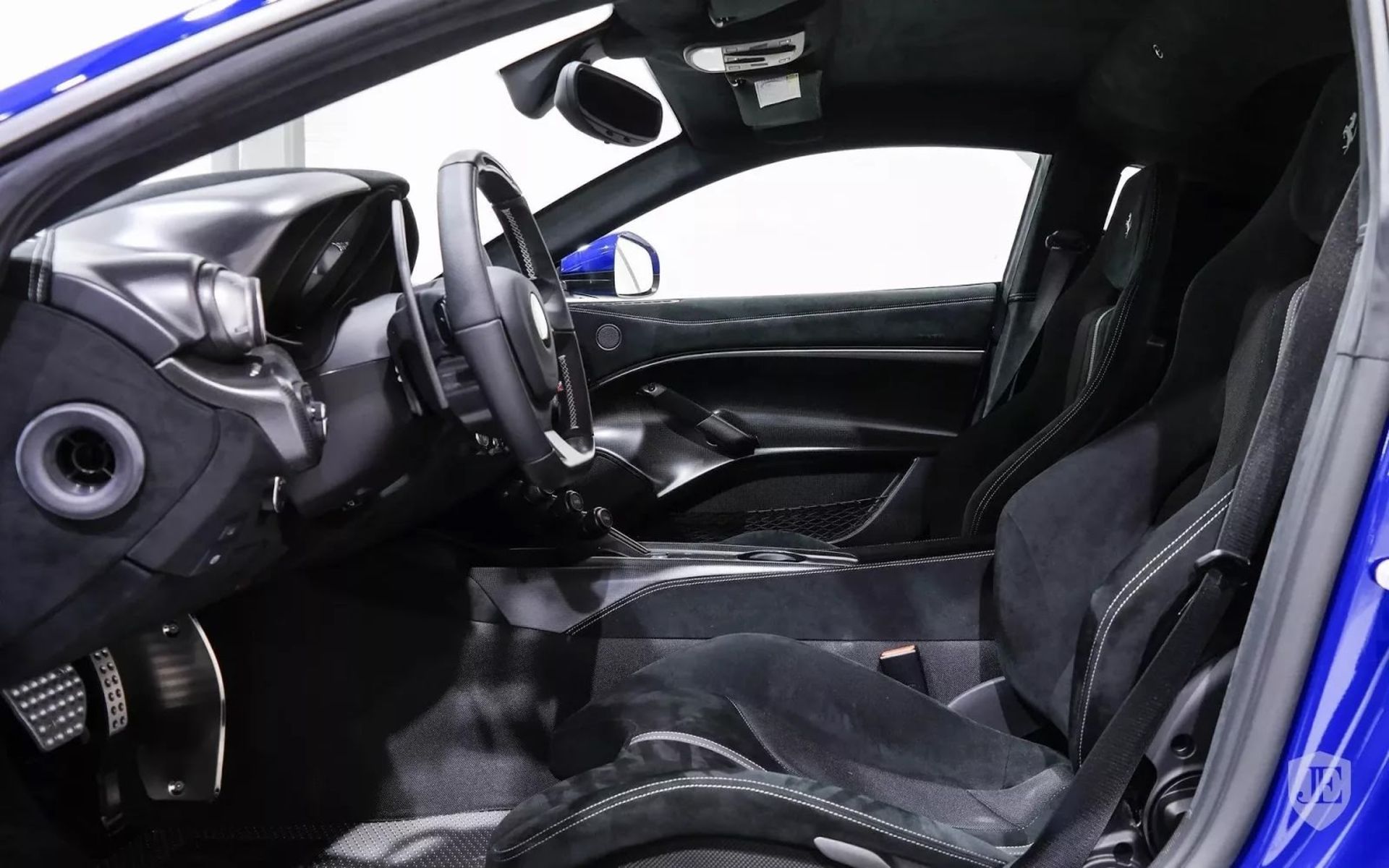 فراری F12 Tdf