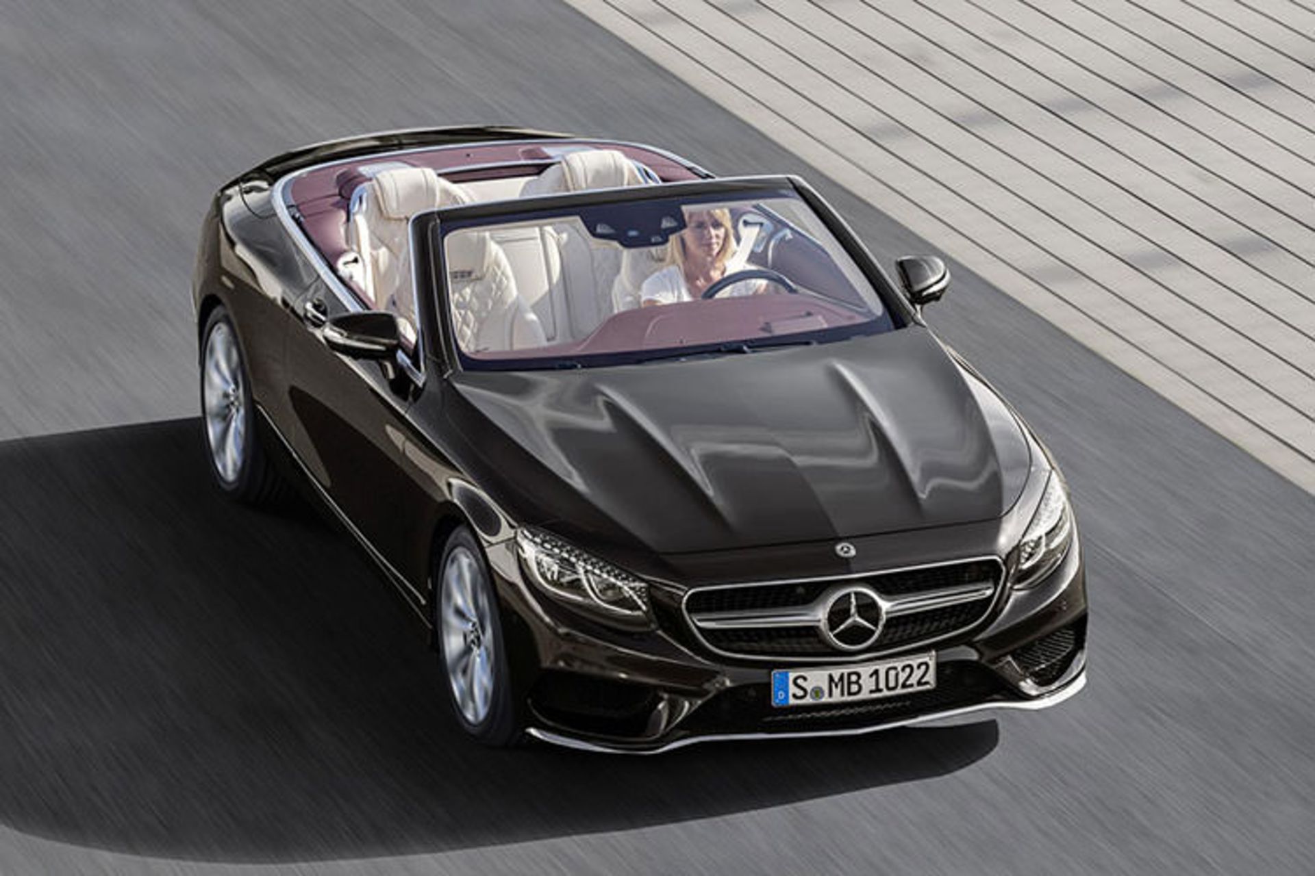 مرسدس بنز S560 روباز