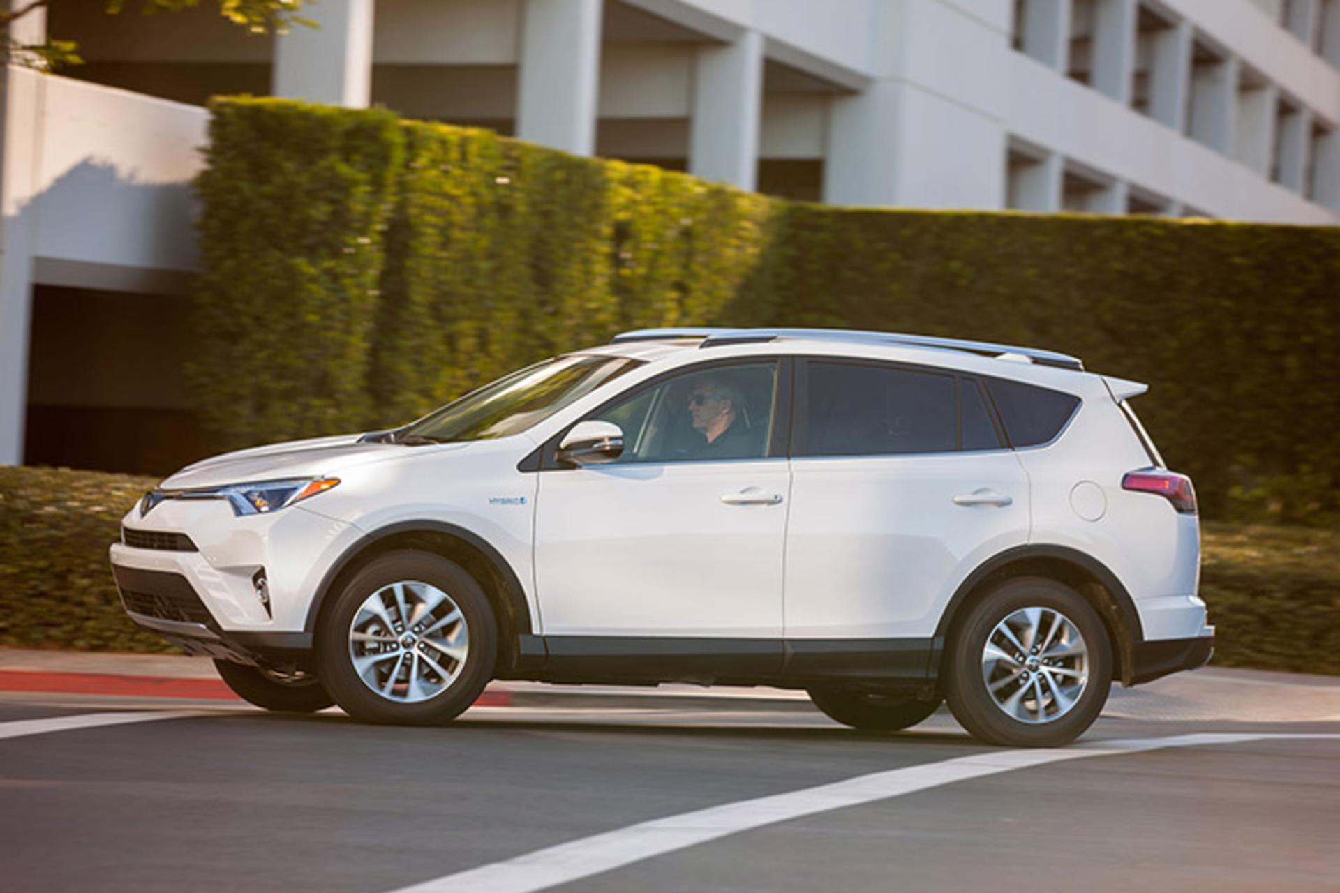 toyota rav4 2017