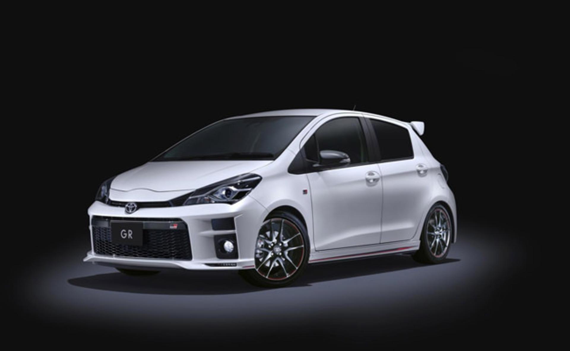 تویوتا Vitz