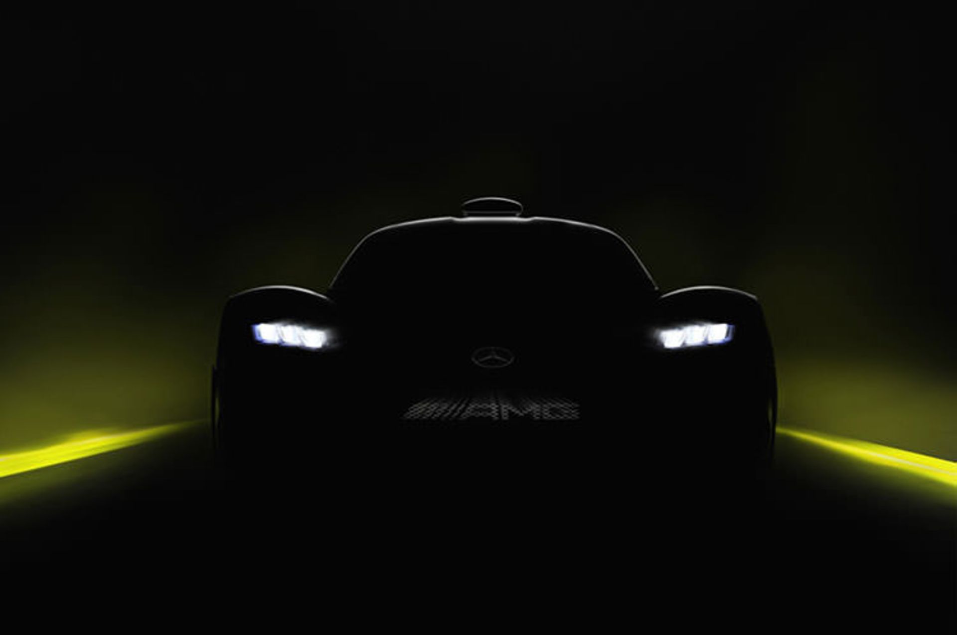 ابرخودروی پروژه یک مرسدس و AMG 