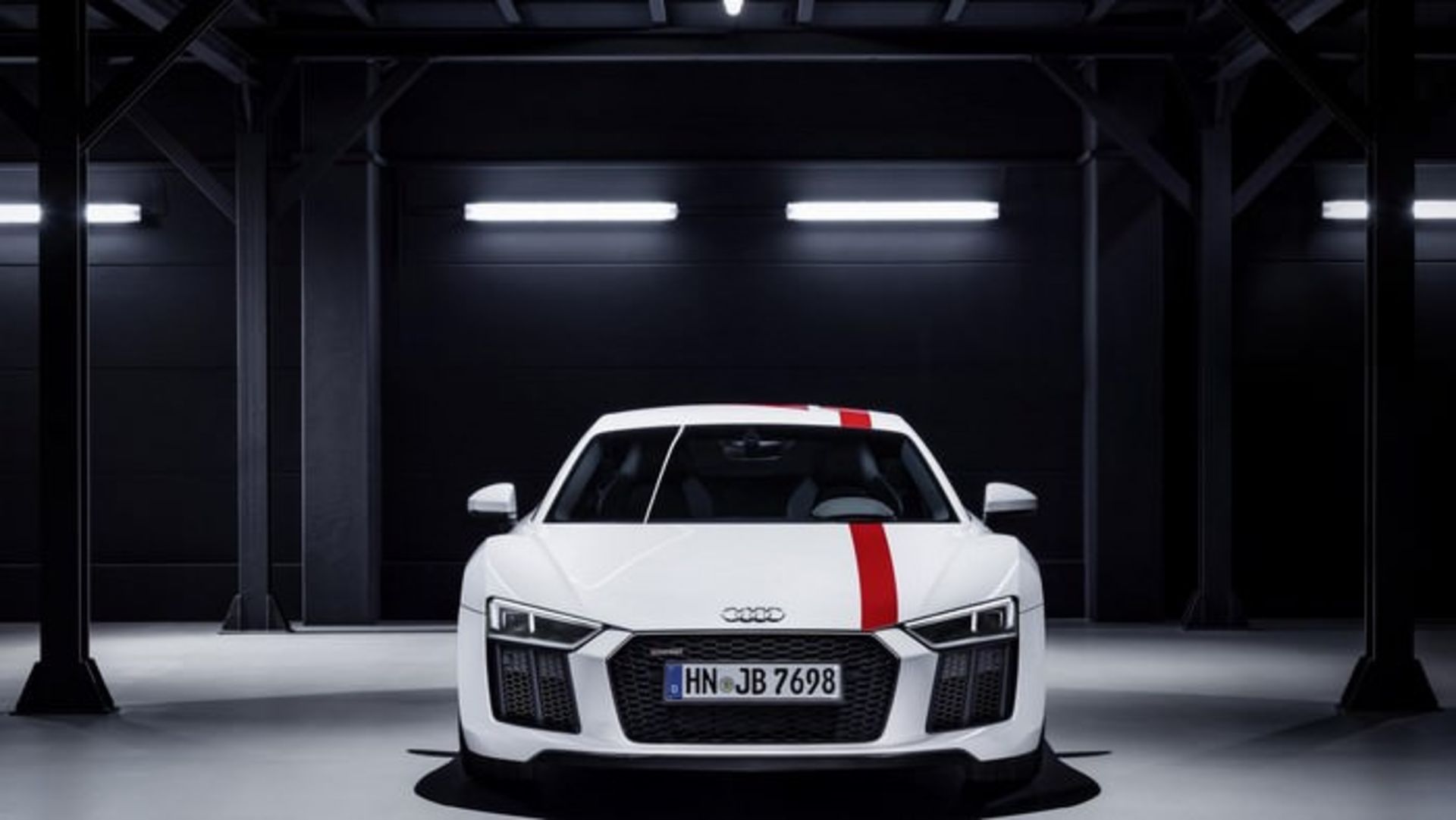 آئودی R8 V10 RWS