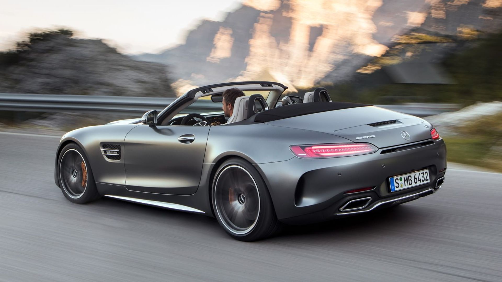 Mercedes-AMG GT C Roadster