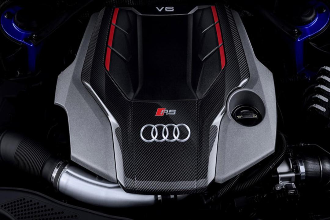 AUDI RS4 AVANT