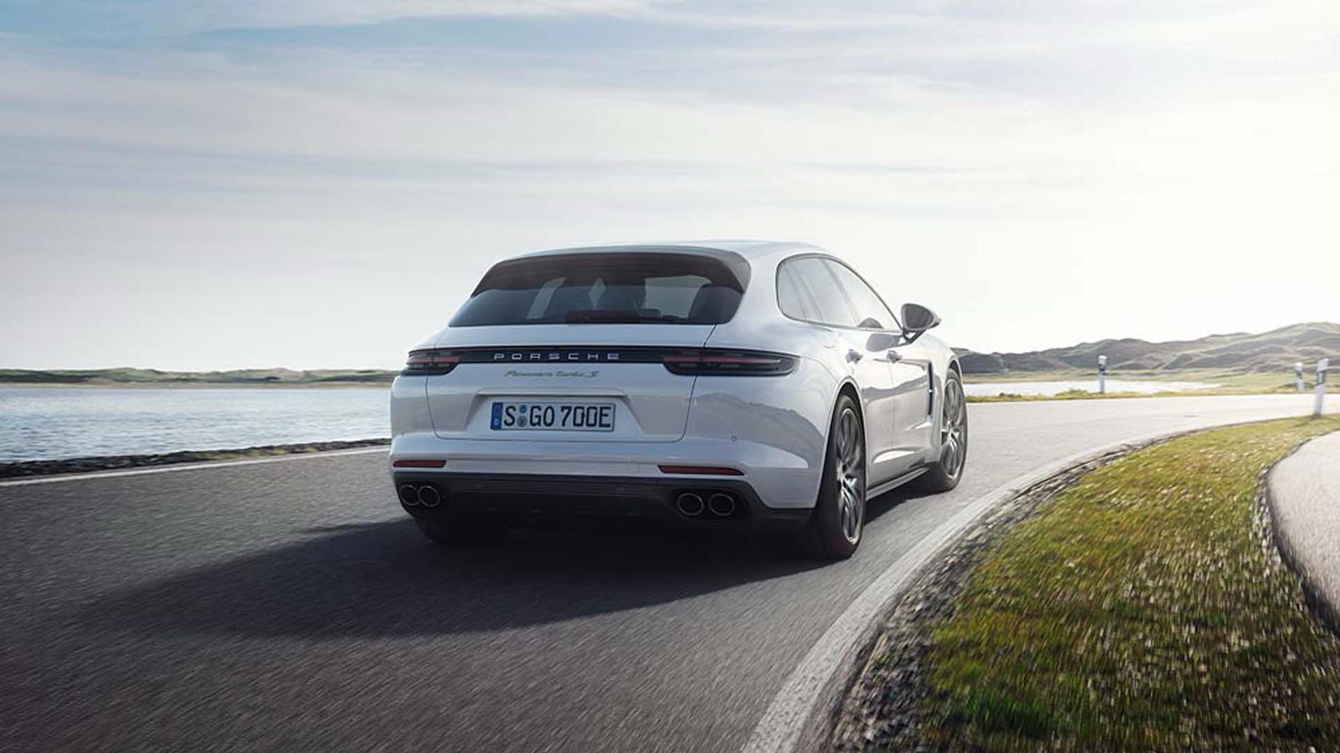 پورشه پانامرا Turbo S E-Hybrid اسپرت توریزمو