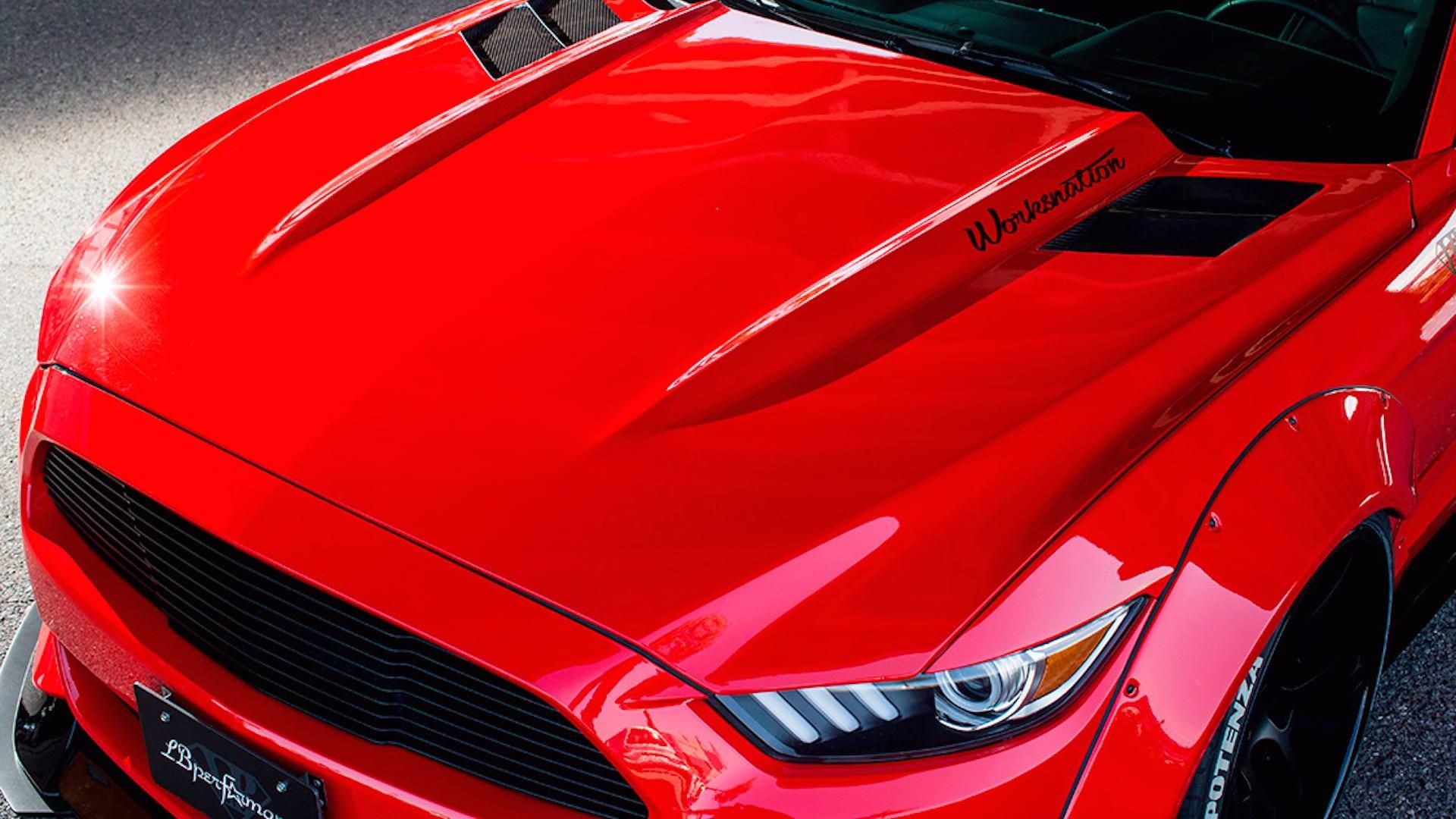 Liberty Walk Ford Mustang