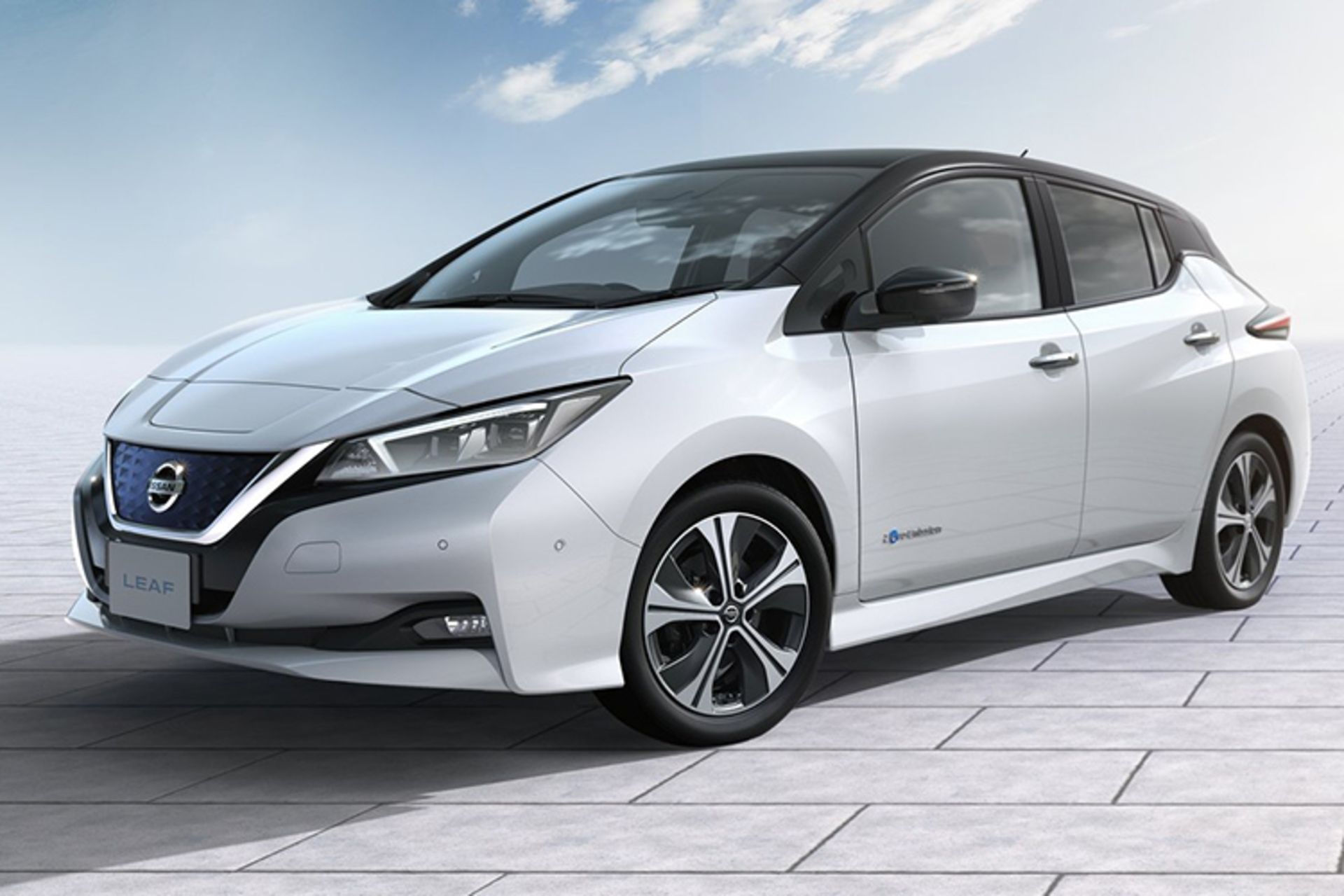 نیسان لیف Nissan Leaf