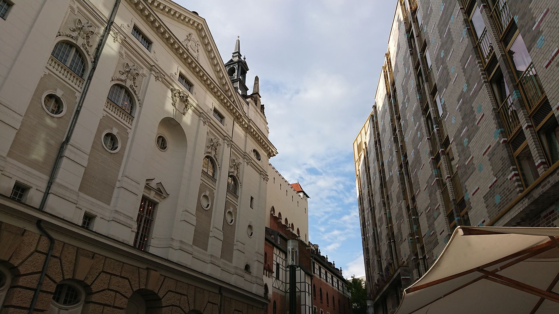 نمونه عکس دوربین سونی اکسپریا ایکس زد وان