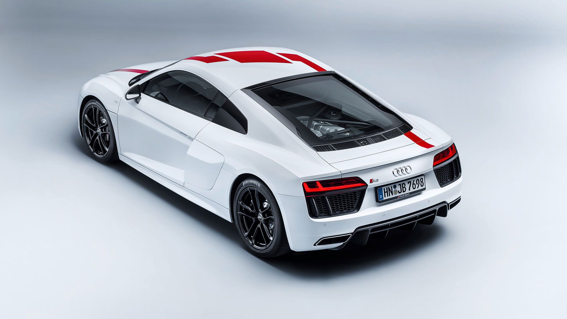 audi R8 RWS vs Porsche GT3 911