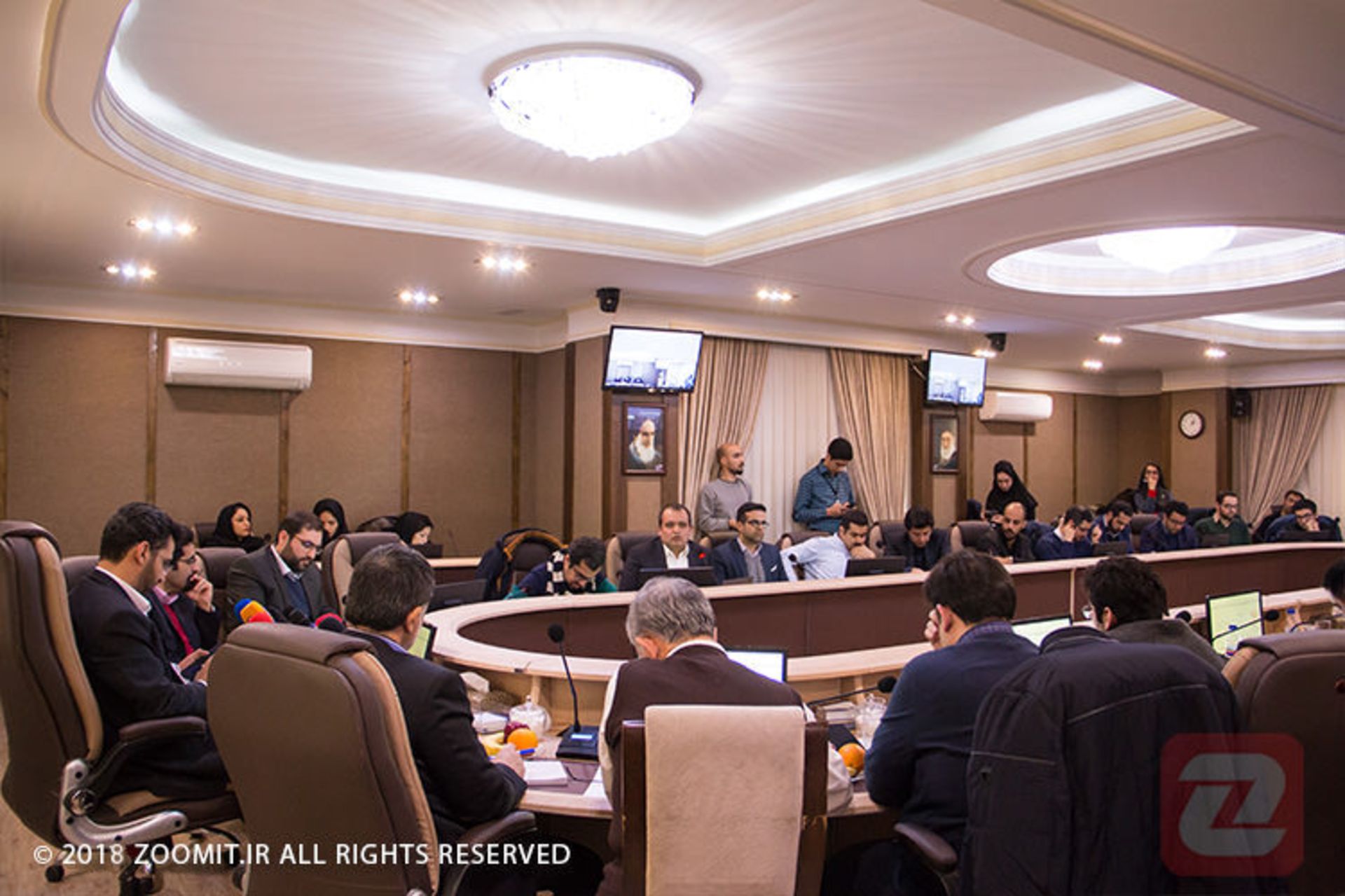 جلسه استارتاپ‌ها و وزارت ارتباطات و فناوری اطلاعات