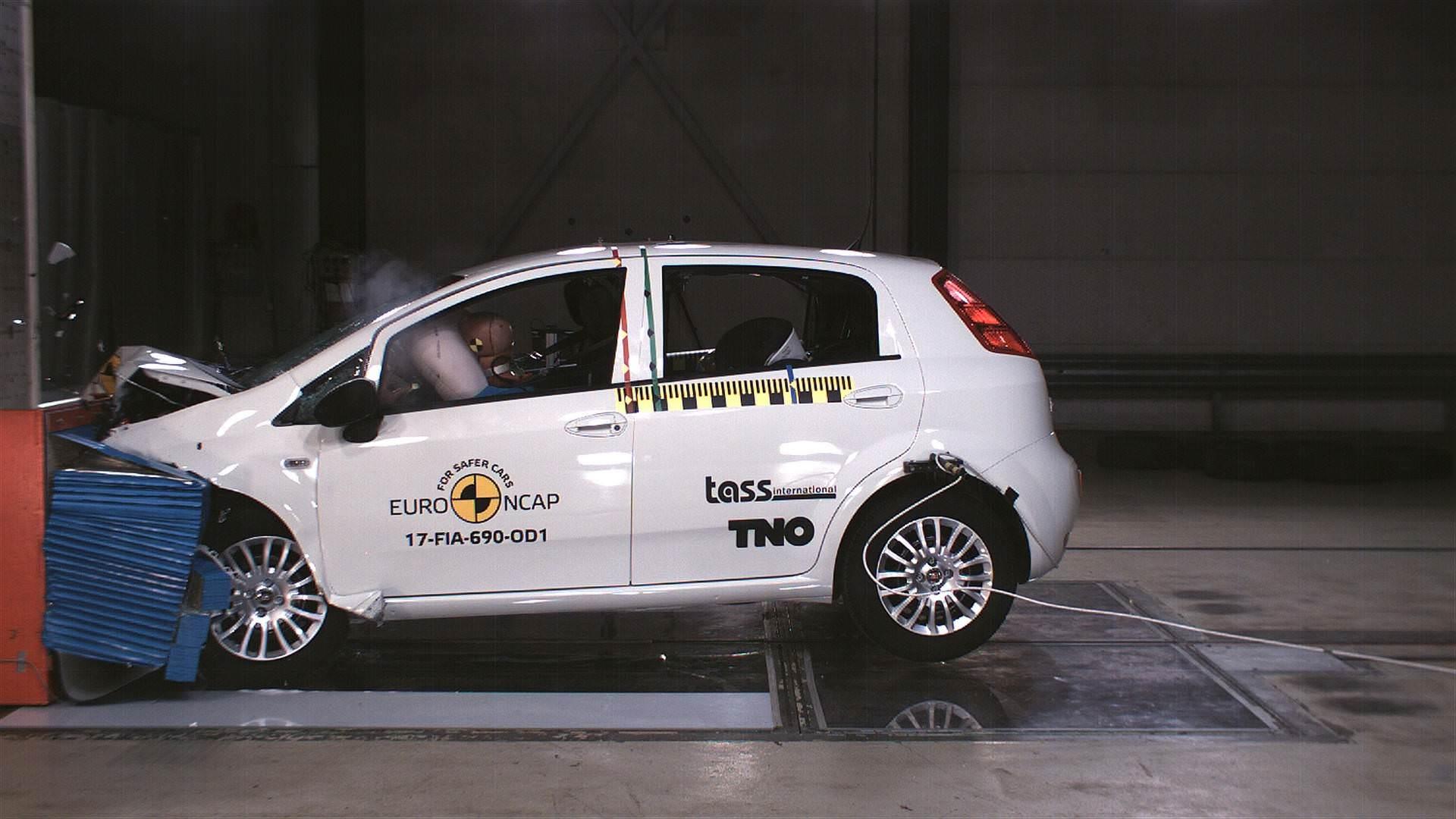 تست تصادف و ایمنی خودرو / euro crash & safety test