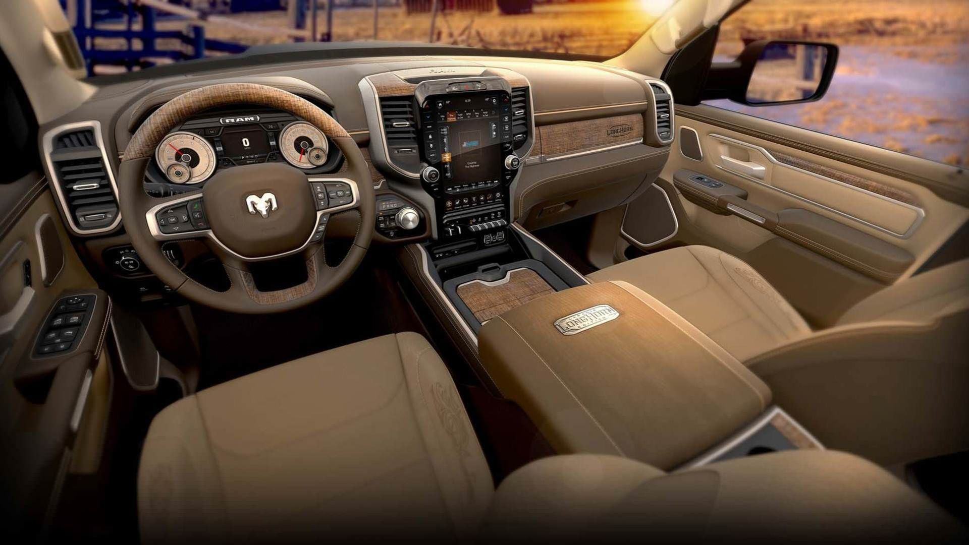 رم 1500 لارامی لانگ‌هورن / ram 