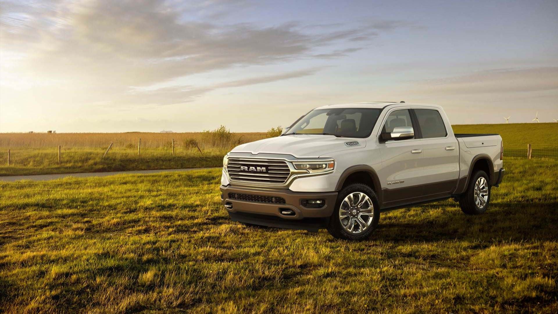 رم 1500 لارامی لانگ‌هورن / ram 