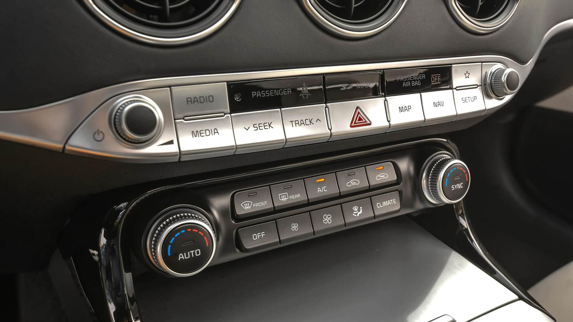 کیا استینگر 2018/ kia stinger GT