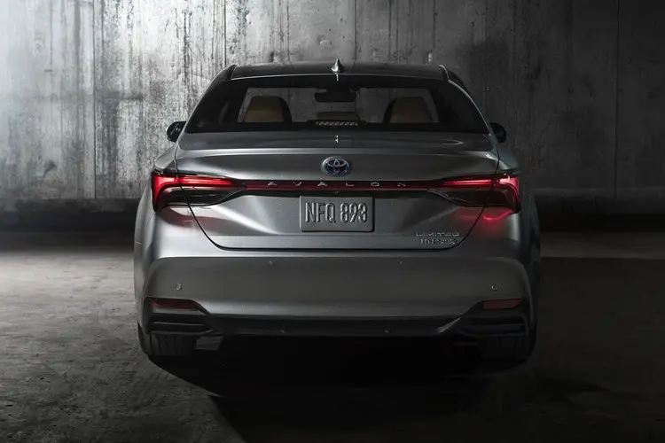 TOYOTA AVALON 2019